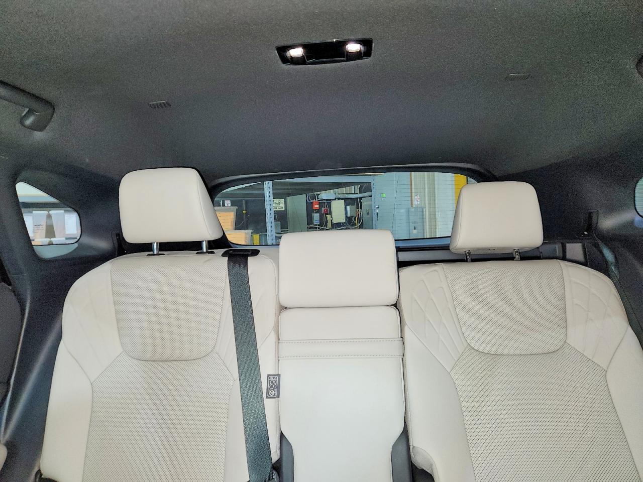 2023 Lexus Rx 350 Premium Silver vin: 2T2BAMCA9PC023788
