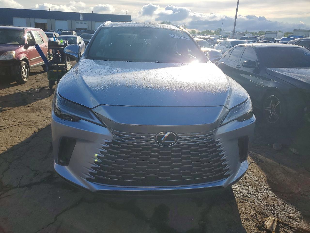 2025 Lexus Rx 350 Luxury Silver vin: 2T2BAMCA9SC123415