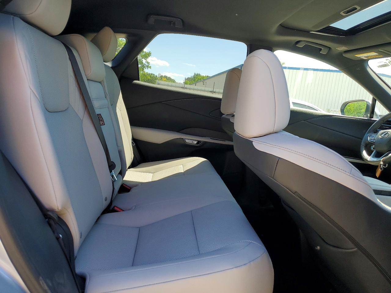 2023 Lexus Rx 350h Premium Silver vin: 2T2BBMCA7PC009238