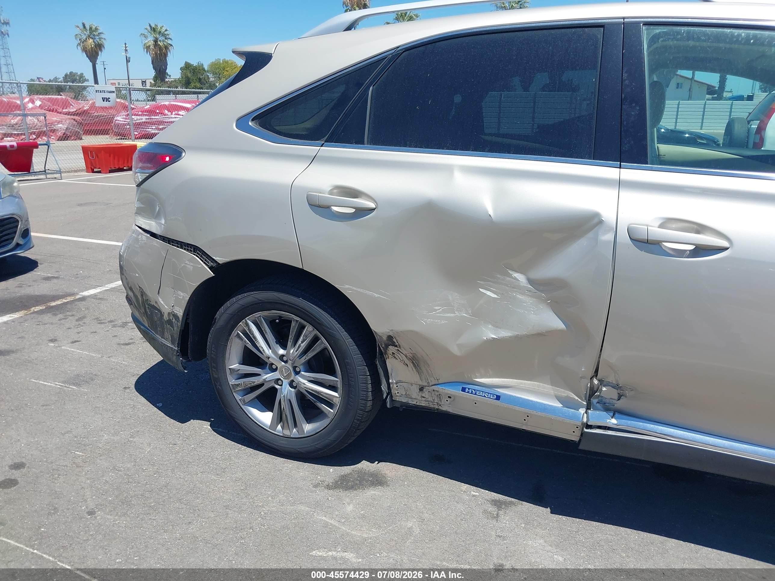 2015 Lexus Rx 450h   Champagne vin: 2T2BC1BA3FC005098