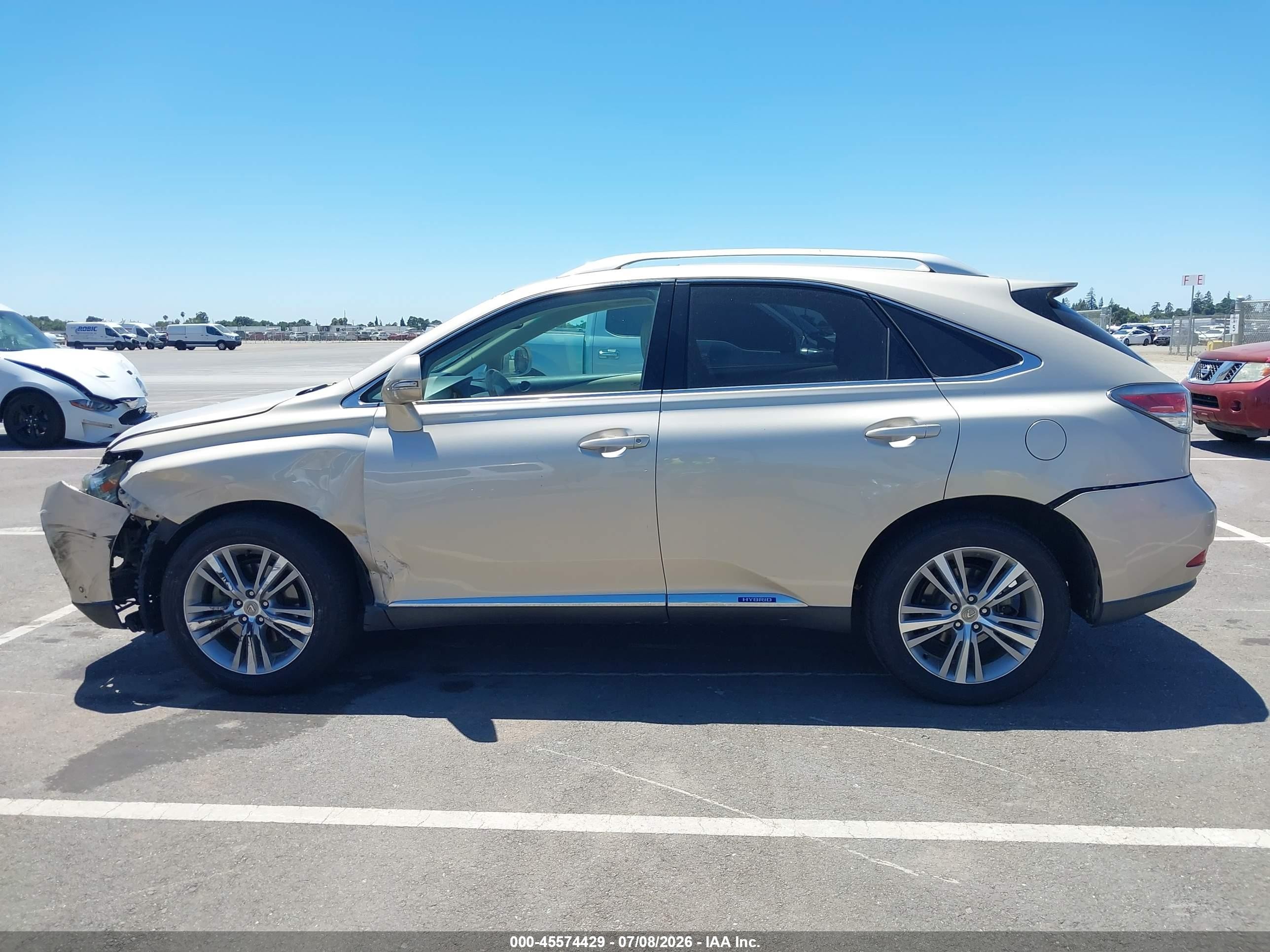 2015 Lexus Rx 450h   Champagne vin: 2T2BC1BA3FC005098