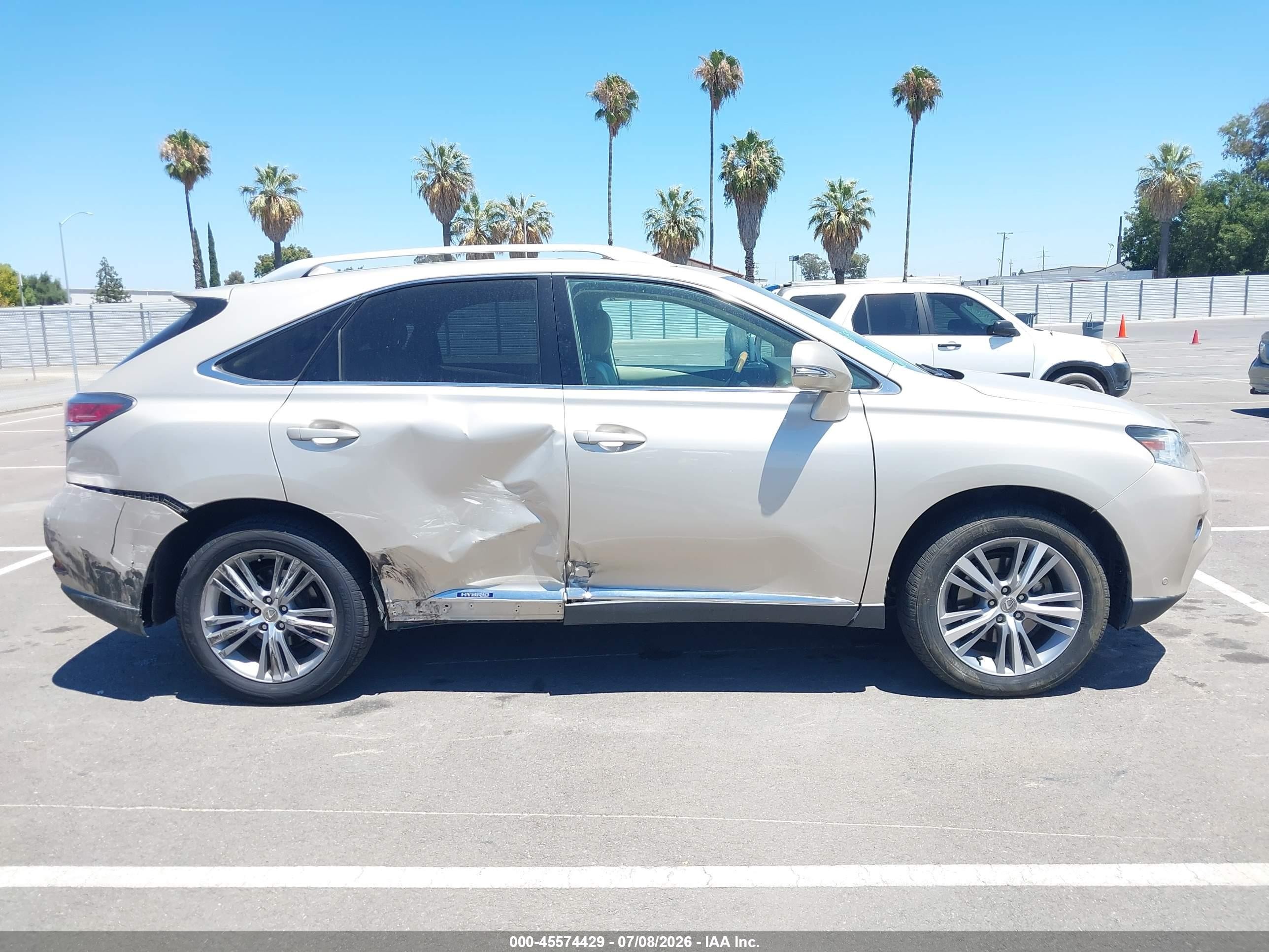 2015 Lexus Rx 450h   Champagne vin: 2T2BC1BA3FC005098