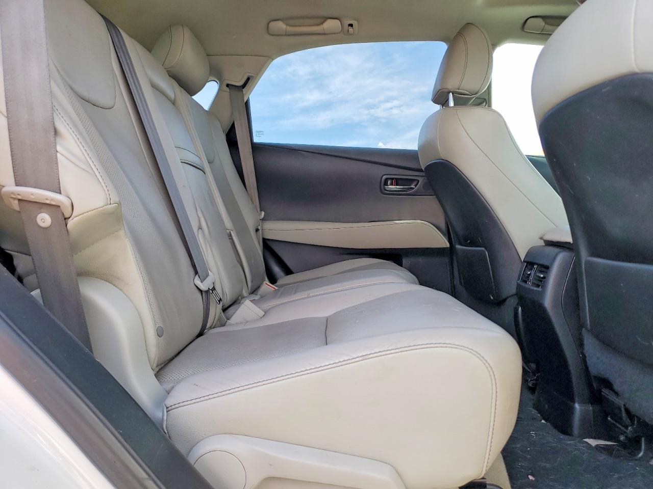 2015 Lexus Rx 450h White vin: 2T2BC1BA4FC005062