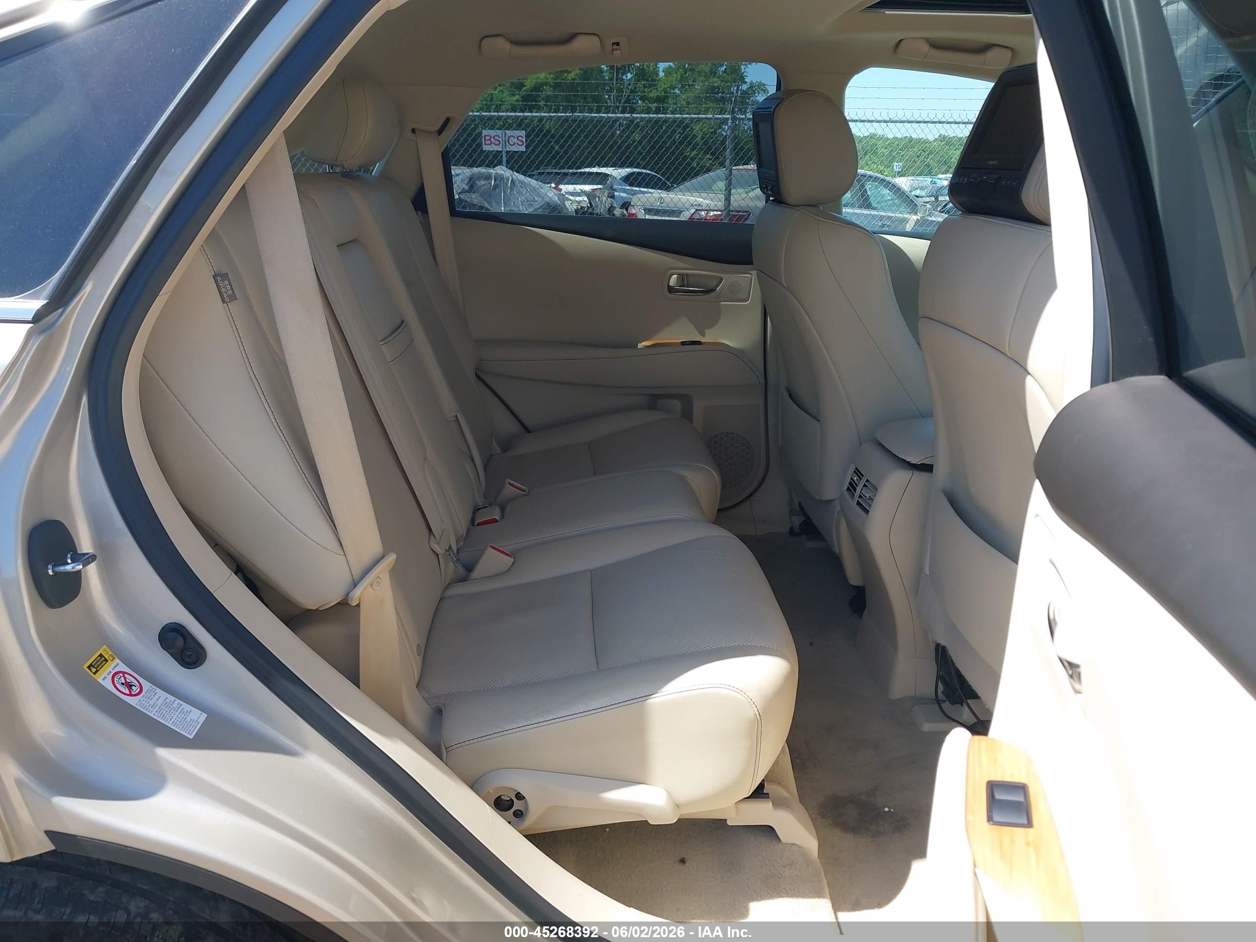 2015 Lexus Rx 450h   Beige vin: 2T2BC1BA8FC006263