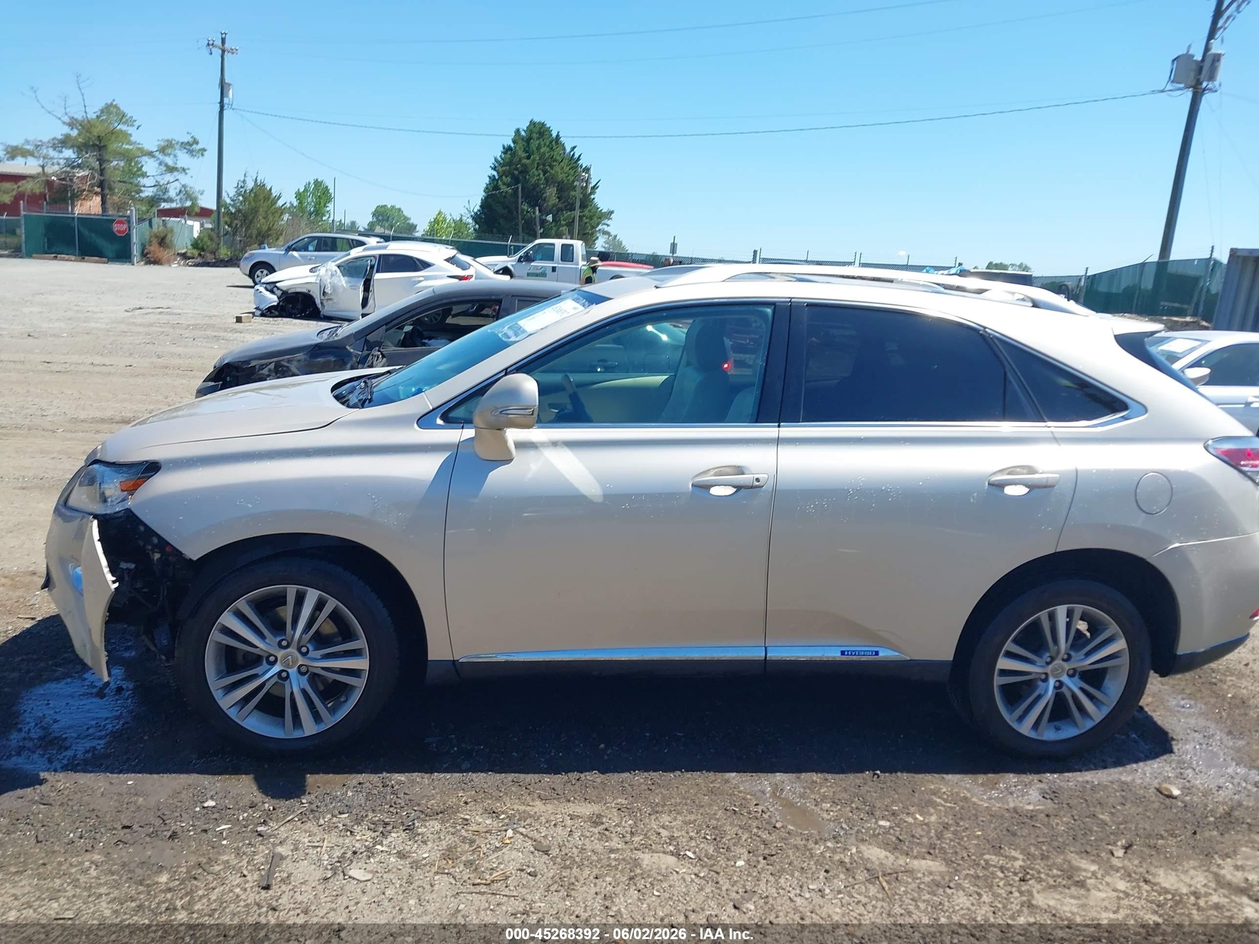 2015 Lexus Rx 450h   Beige vin: 2T2BC1BA8FC006263