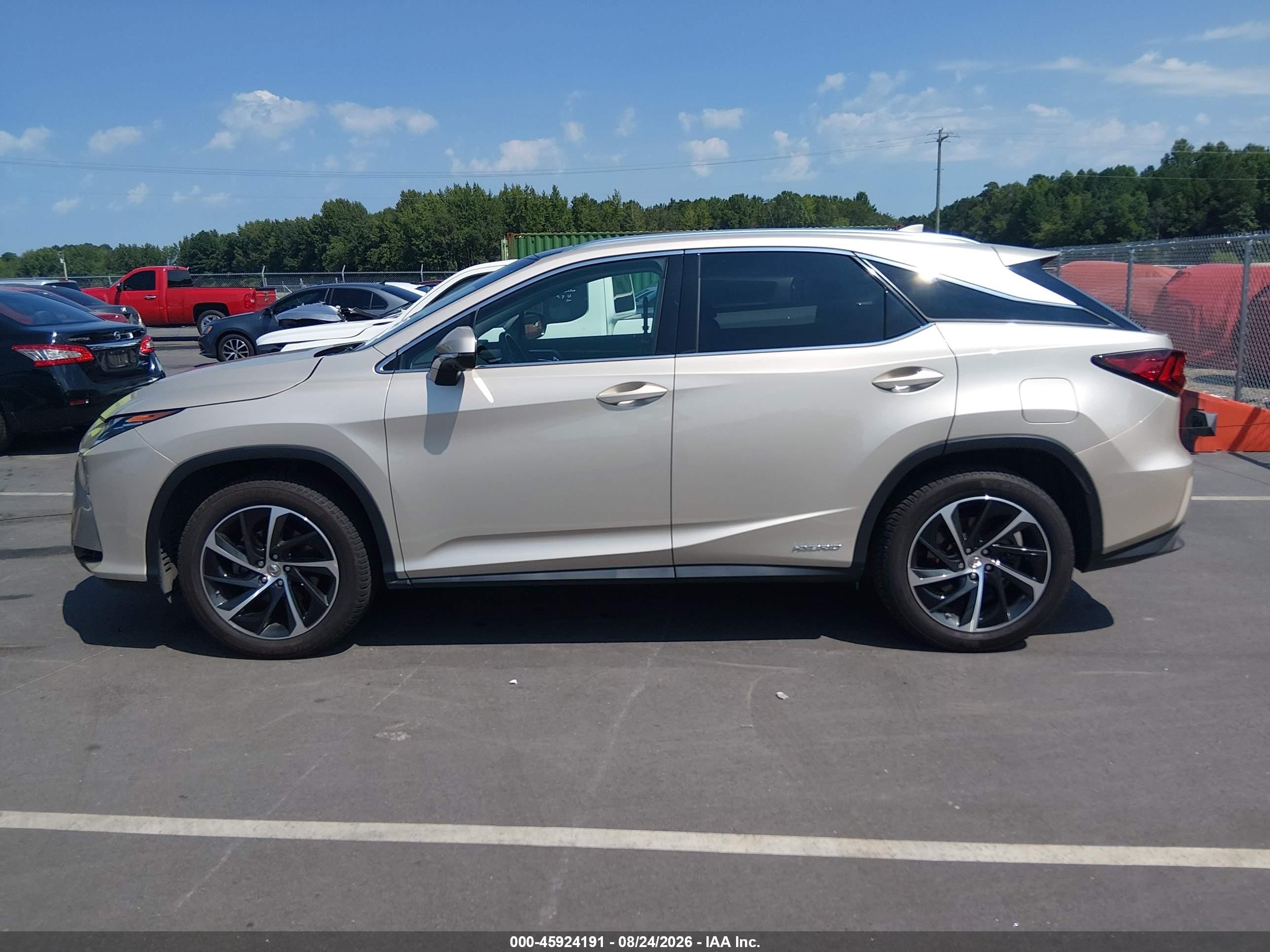 2017 Lexus Rx 450h Beige vin: 2T2BGMCA6HC014501