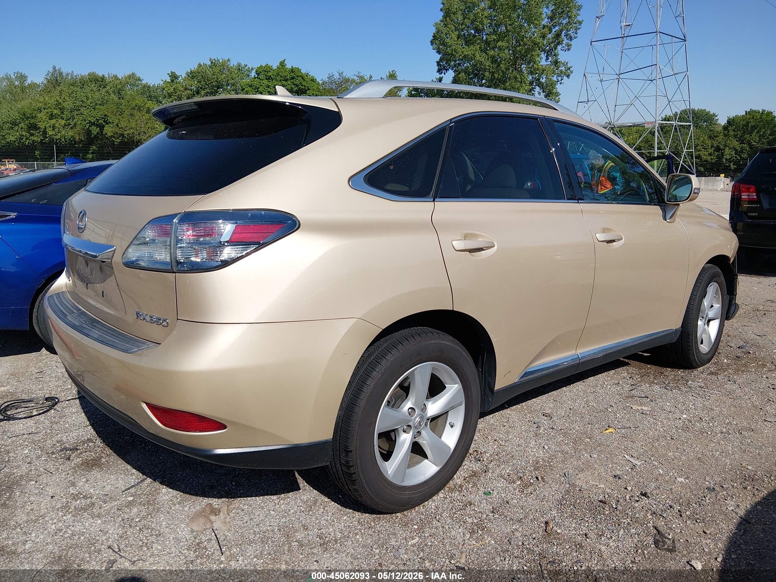 2010 Lexus Rx 350   Gold vin: 2T2BK1BA2AC008196
