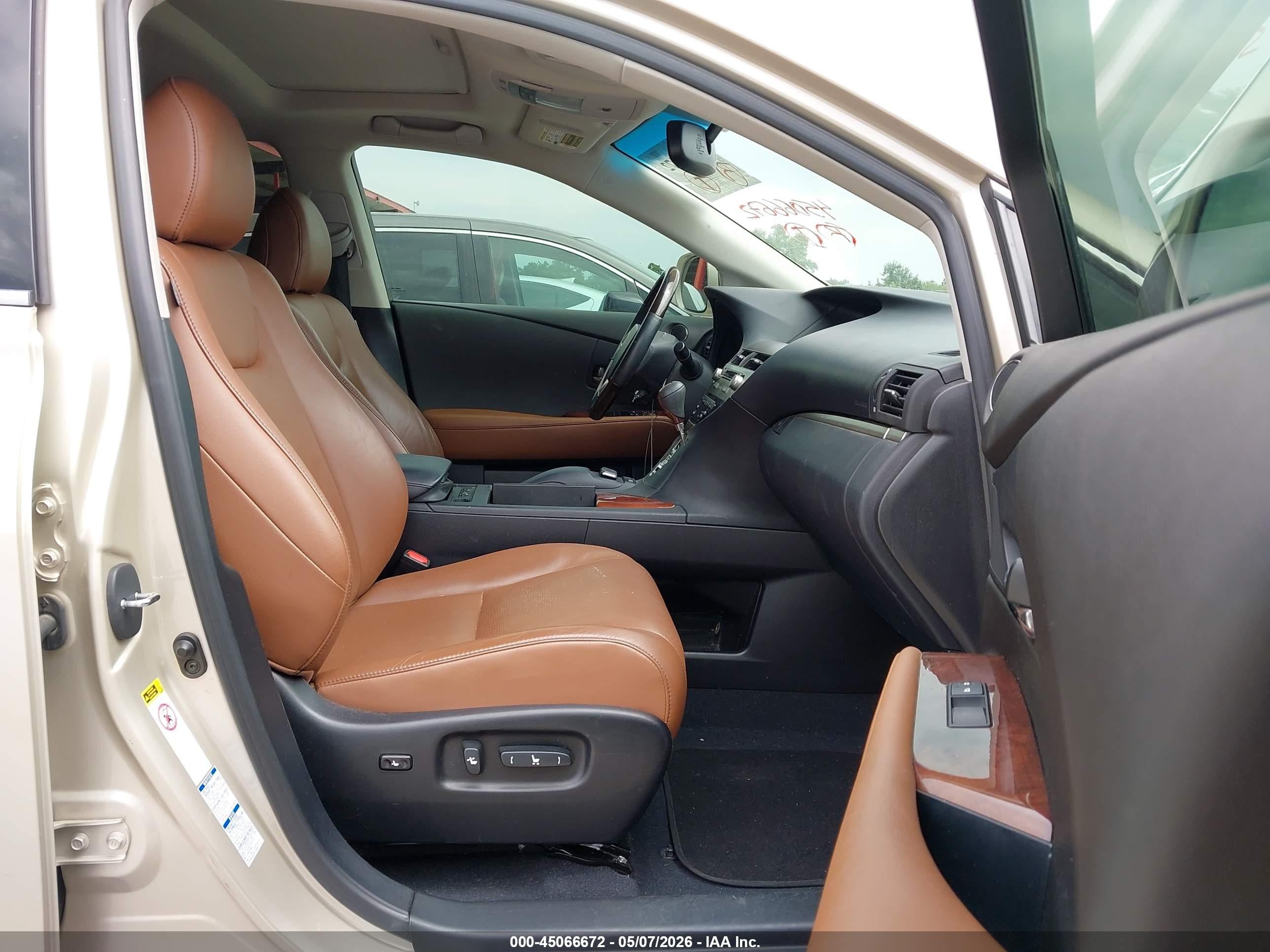 2015 Lexus Rx 350   Champagne vin: 2T2BK1BA5FC306054