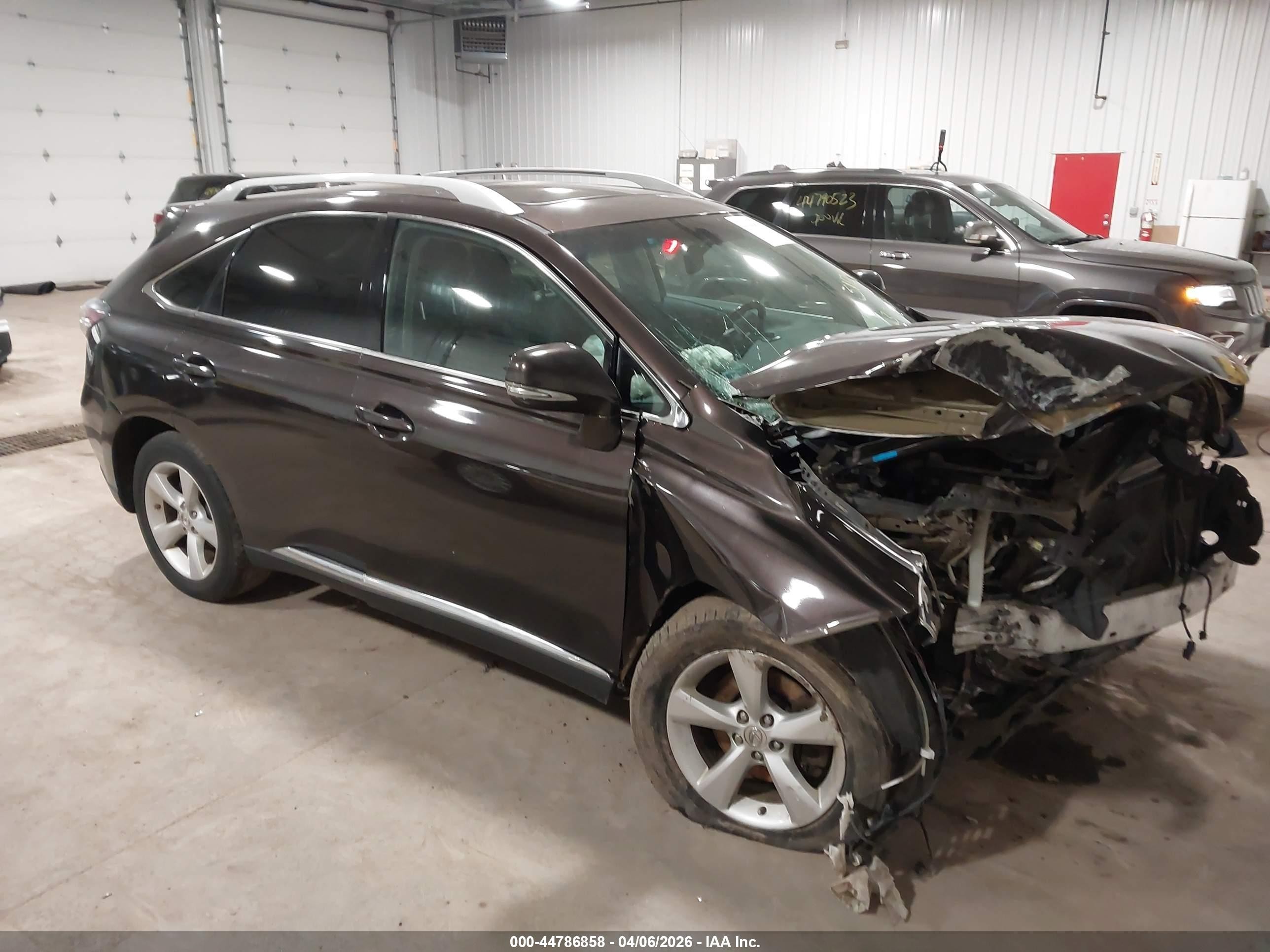 2T2BK1BA6DC185922