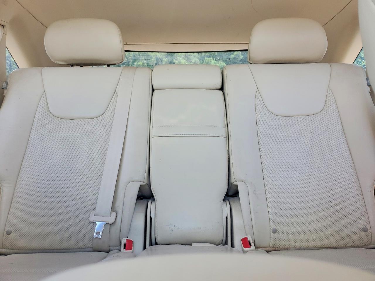 2011 Lexus 350 White vin: 2T2BK1BA7BC091092