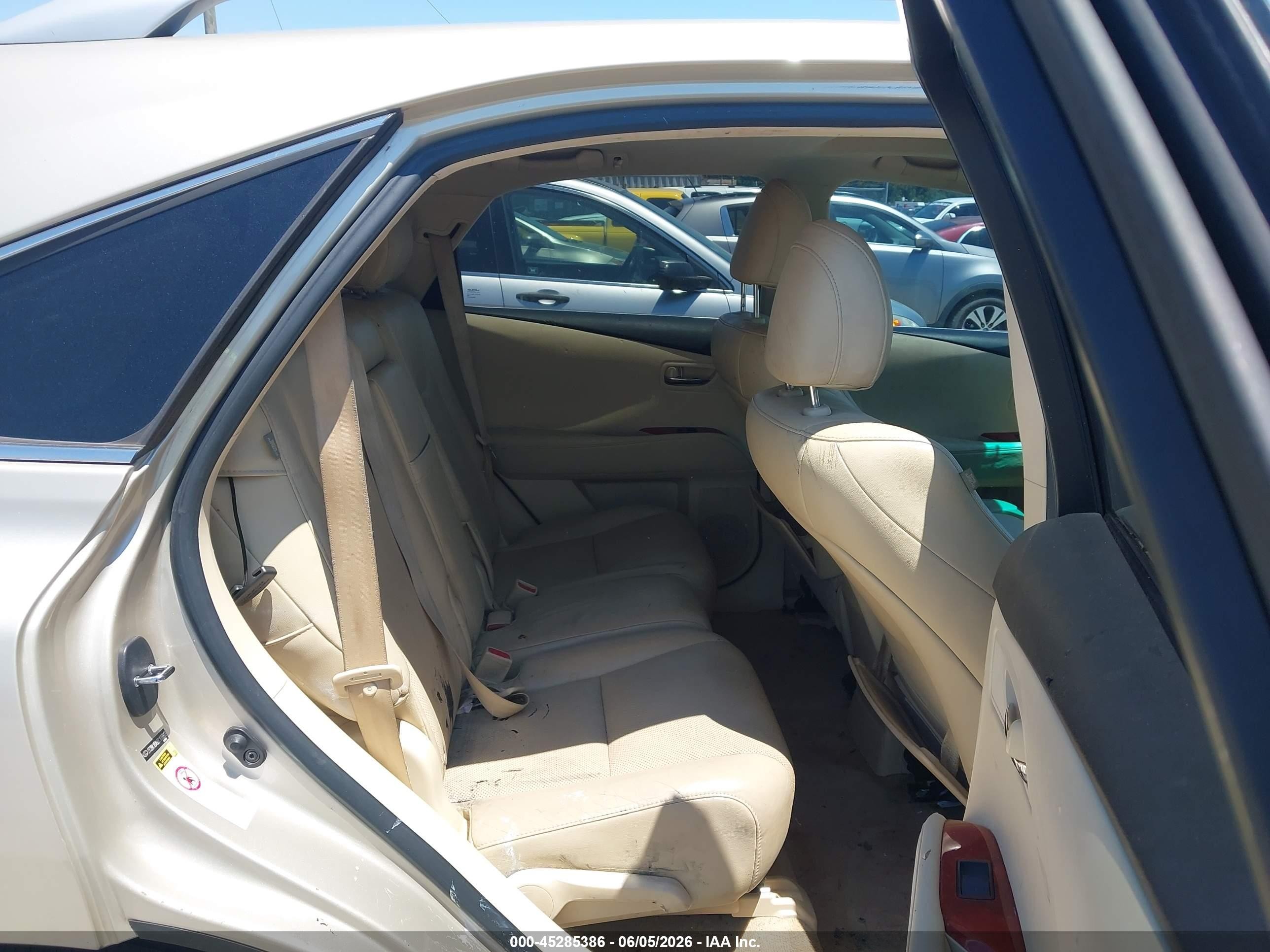 2011 Lexus Rx 350   Champagne vin: 2T2BK1BA9BC108913