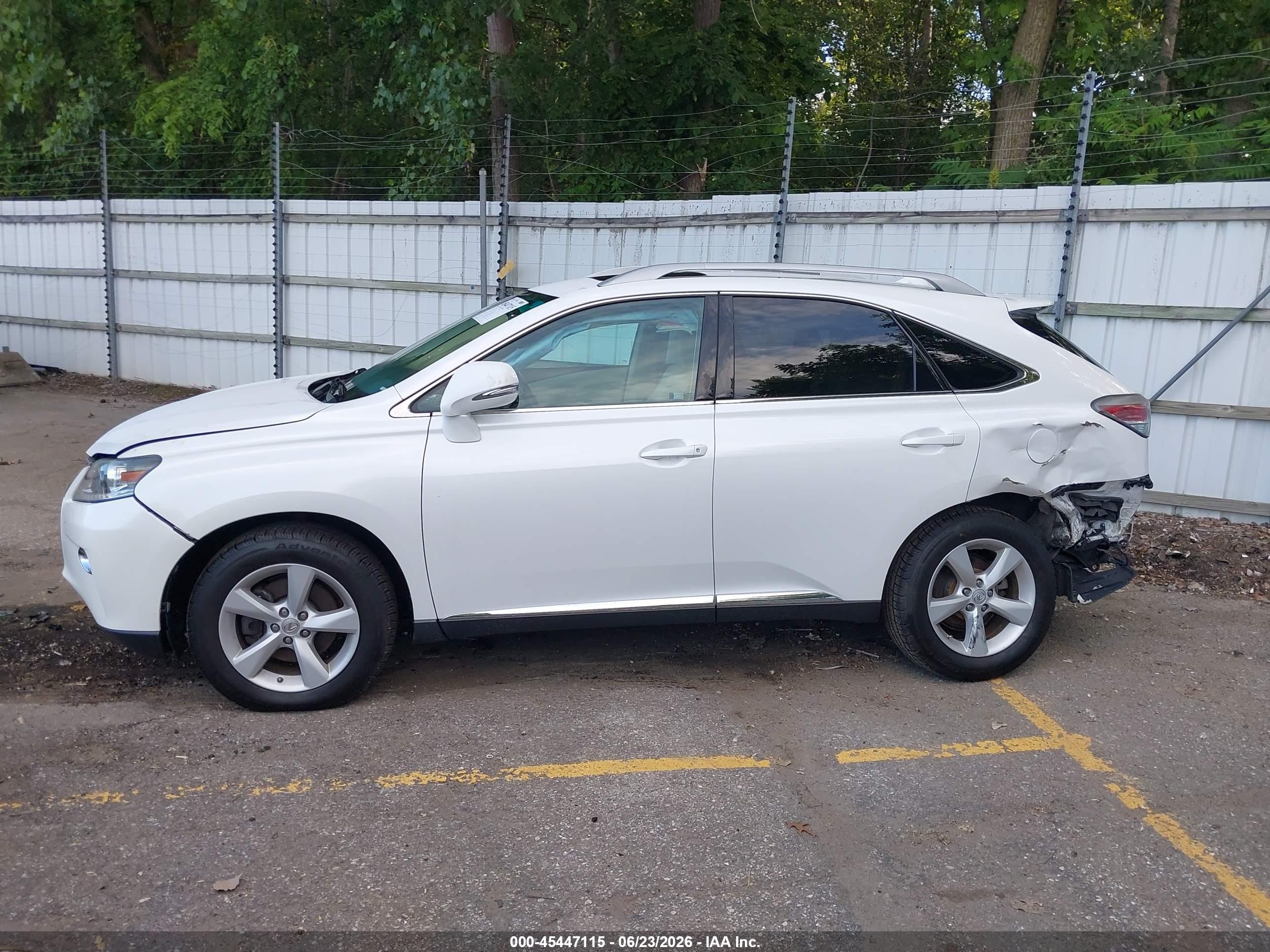 2015 Lexus Rx 350   White vin: 2T2BK1BAXFC261399