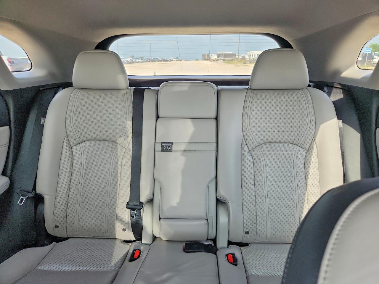 2019 Lexus Rx 350 Base Silver vin: 2T2BZMCA1KC173833