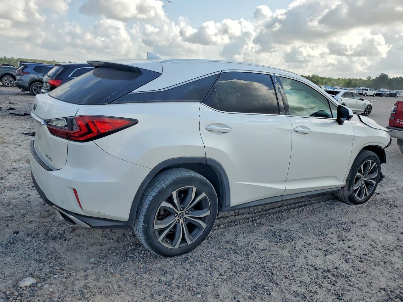 2019 Lexus Rx 300 White vin: 2T2BZMCA4KC203410