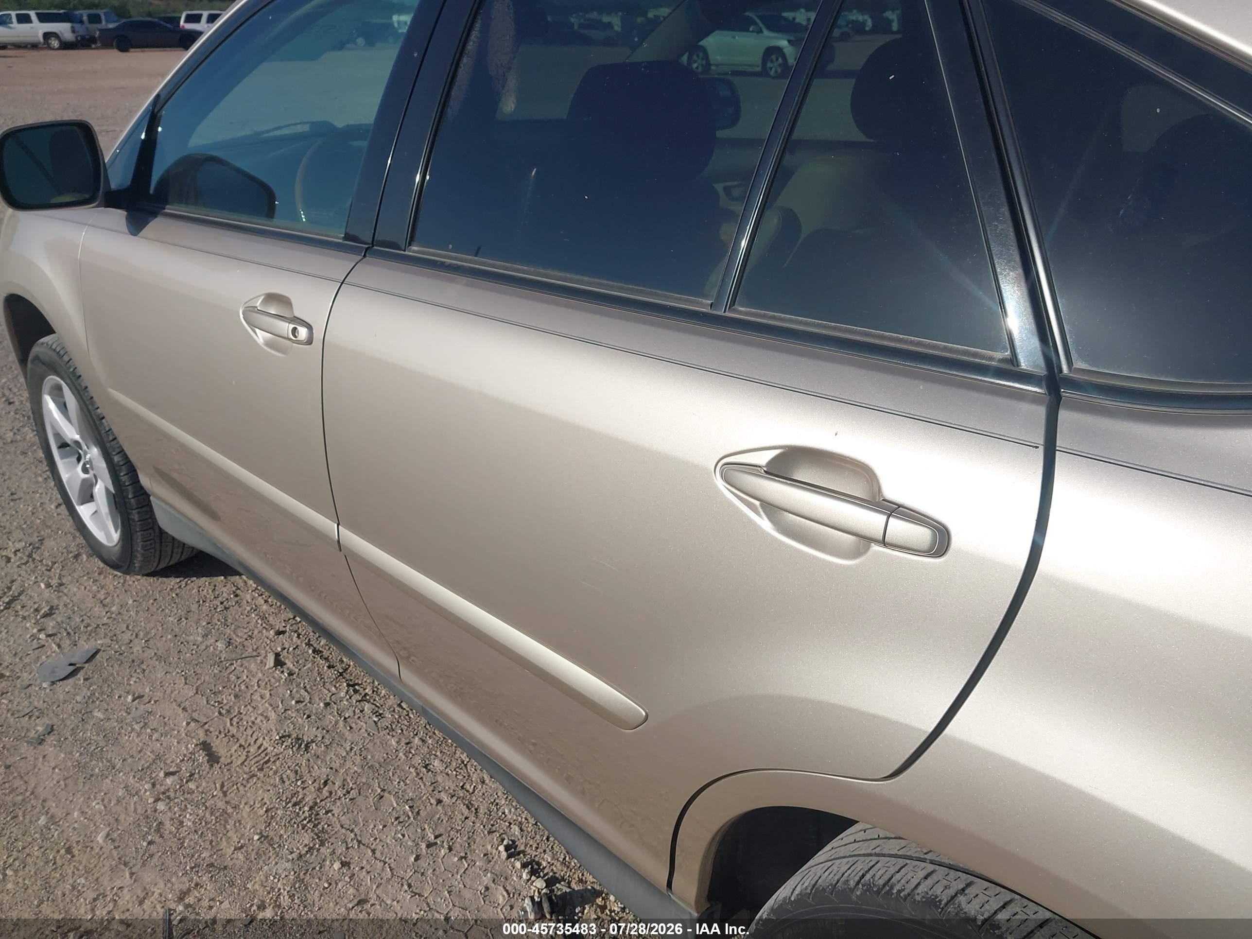 2005 Lexus Rx 330   Gold vin: 2T2GA31U05C029781