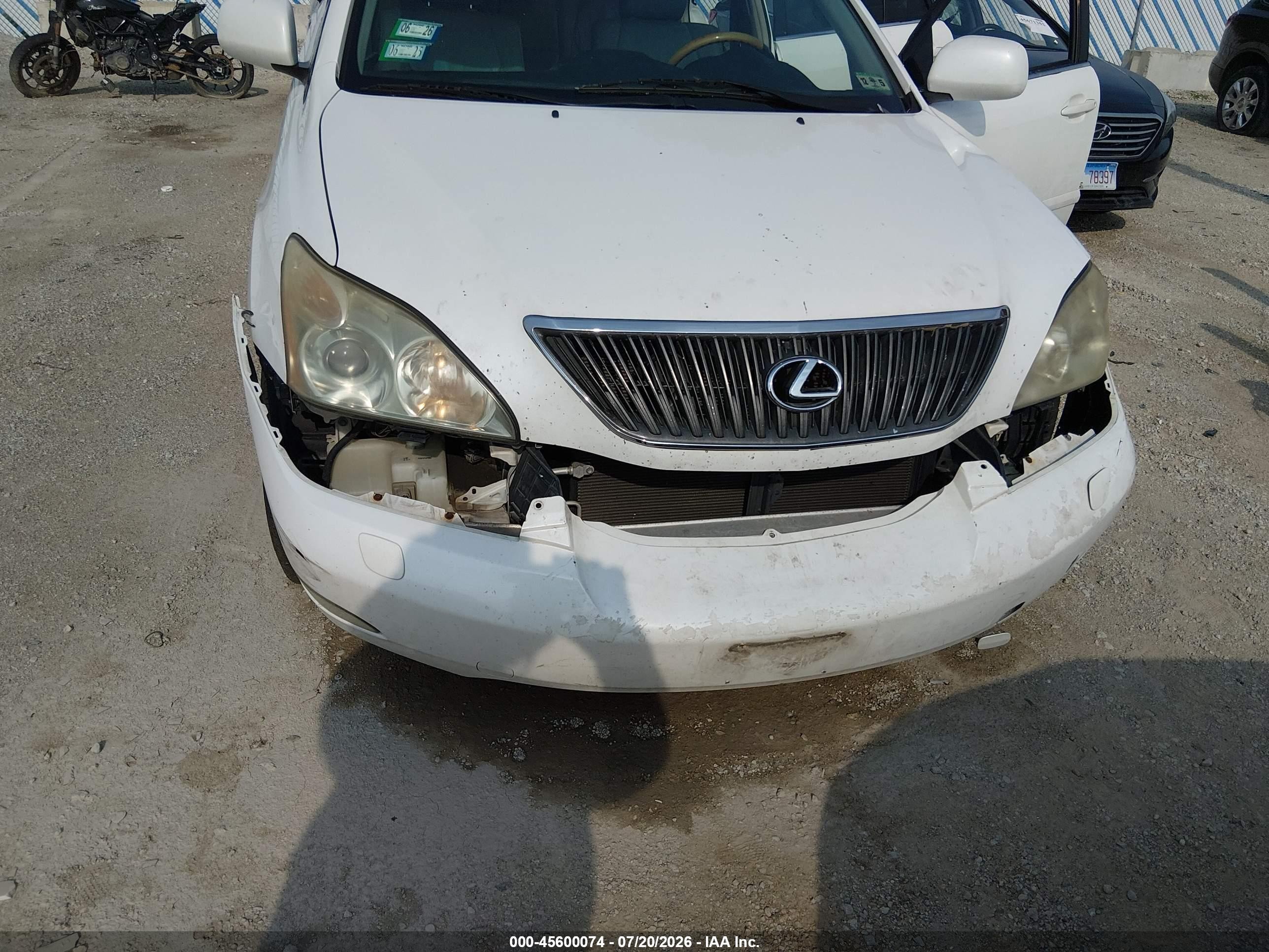 2006 Lexus Rx 330   White vin: 2T2GA31U16C045084