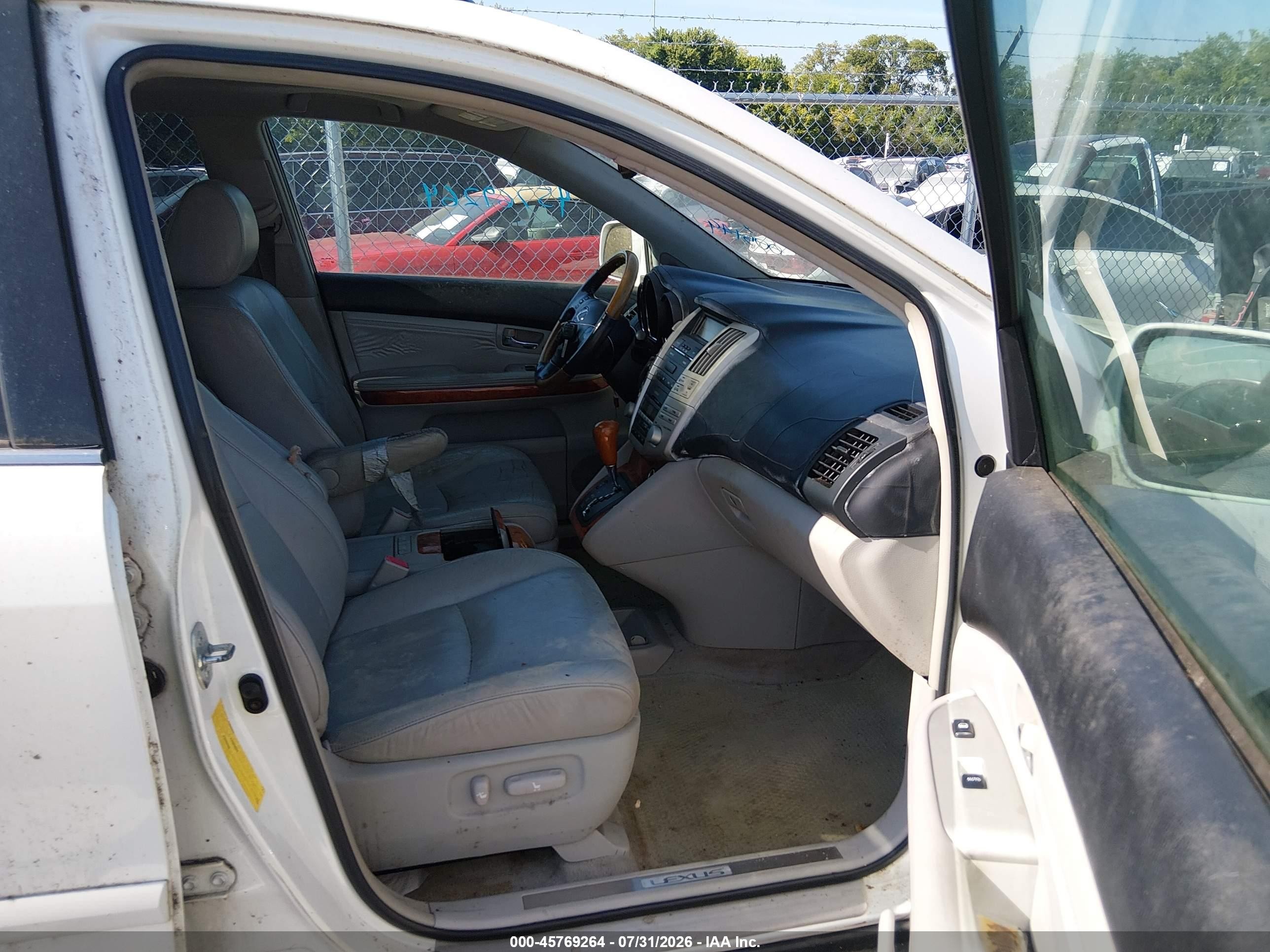2004 Lexus Rx 330   White vin: 2T2GA31U54C005149