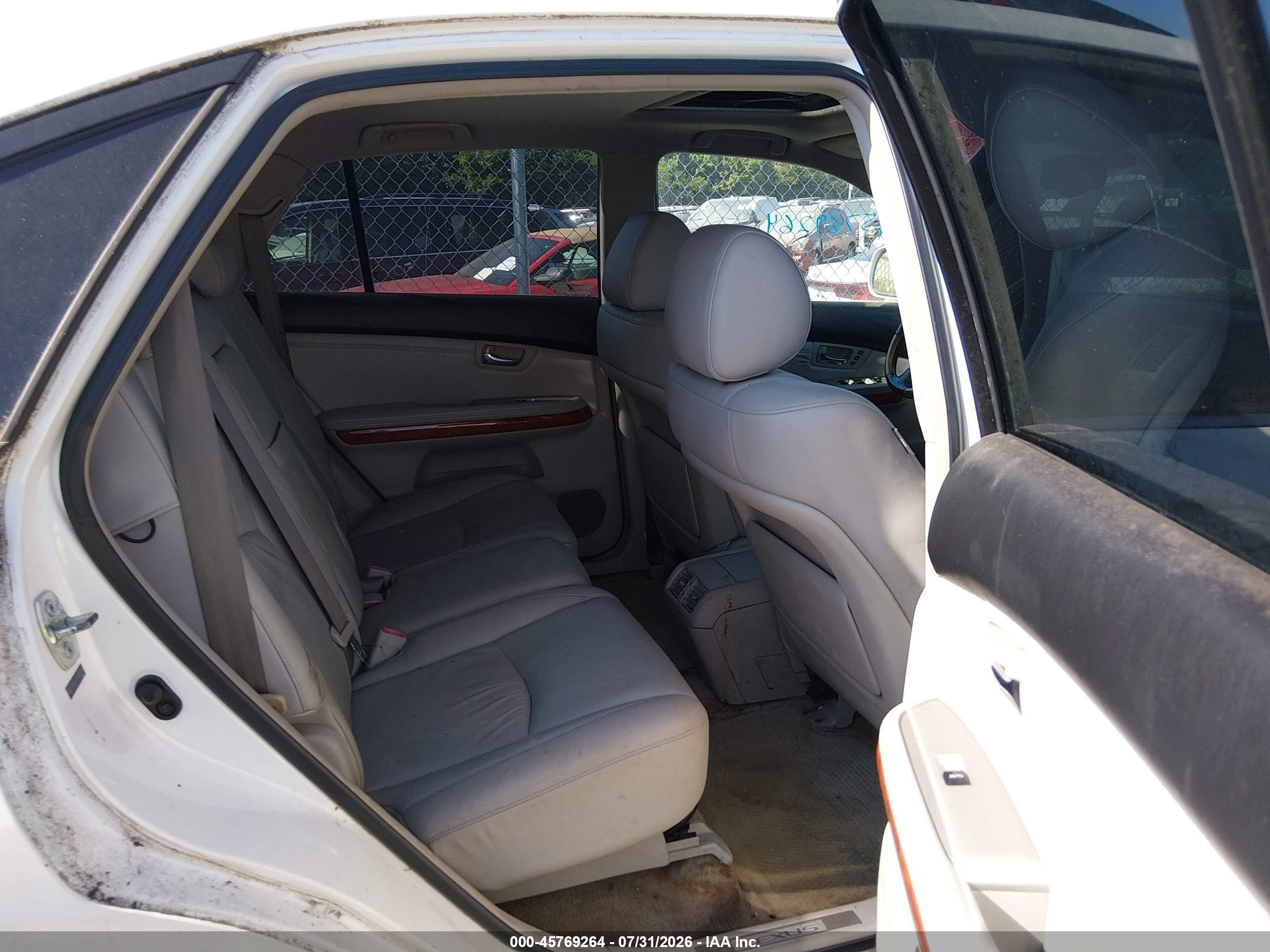 2004 Lexus Rx 330   White vin: 2T2GA31U54C005149