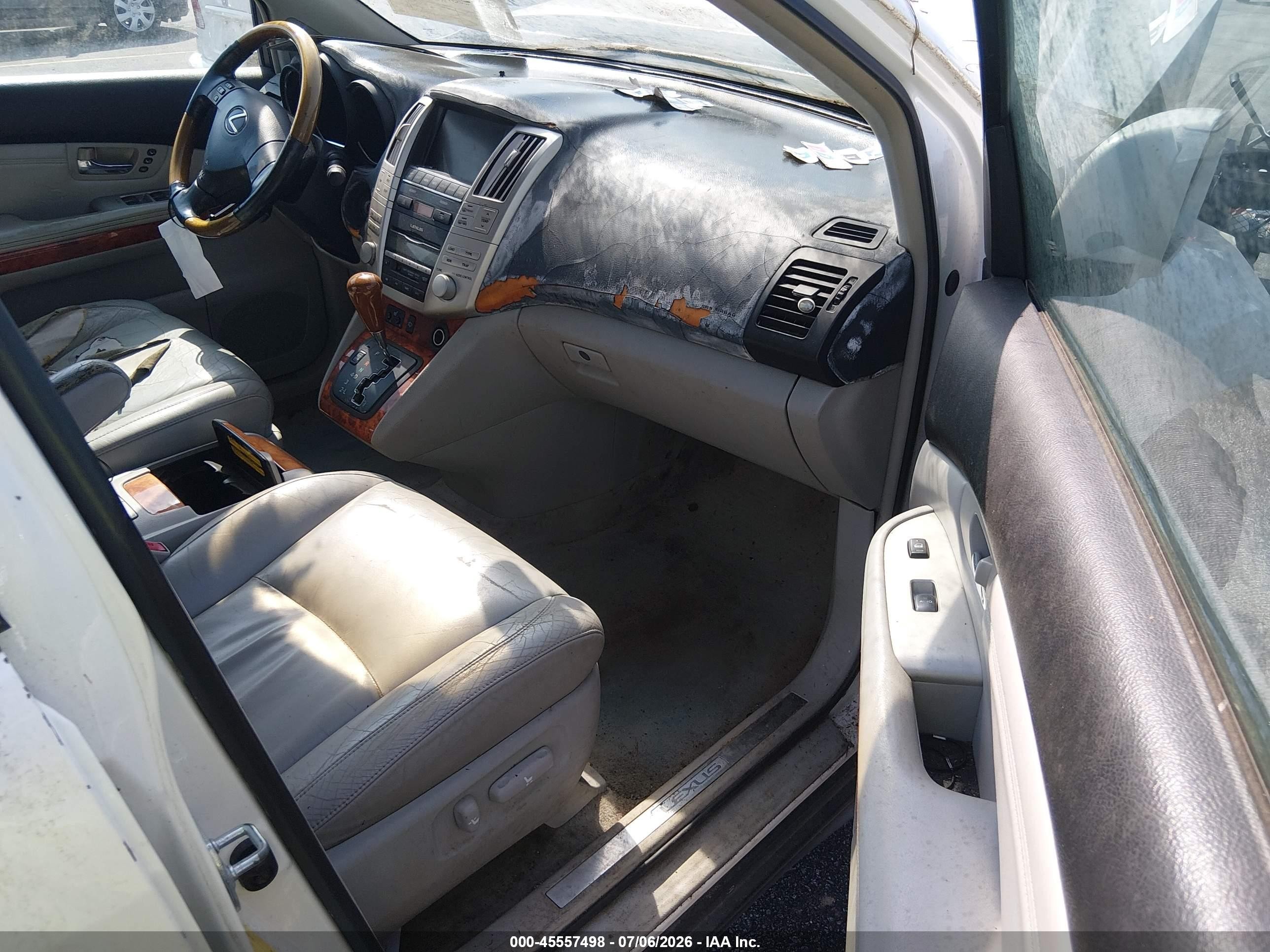 2004 Lexus Rx 330   White vin: 2T2GA31U54C006818