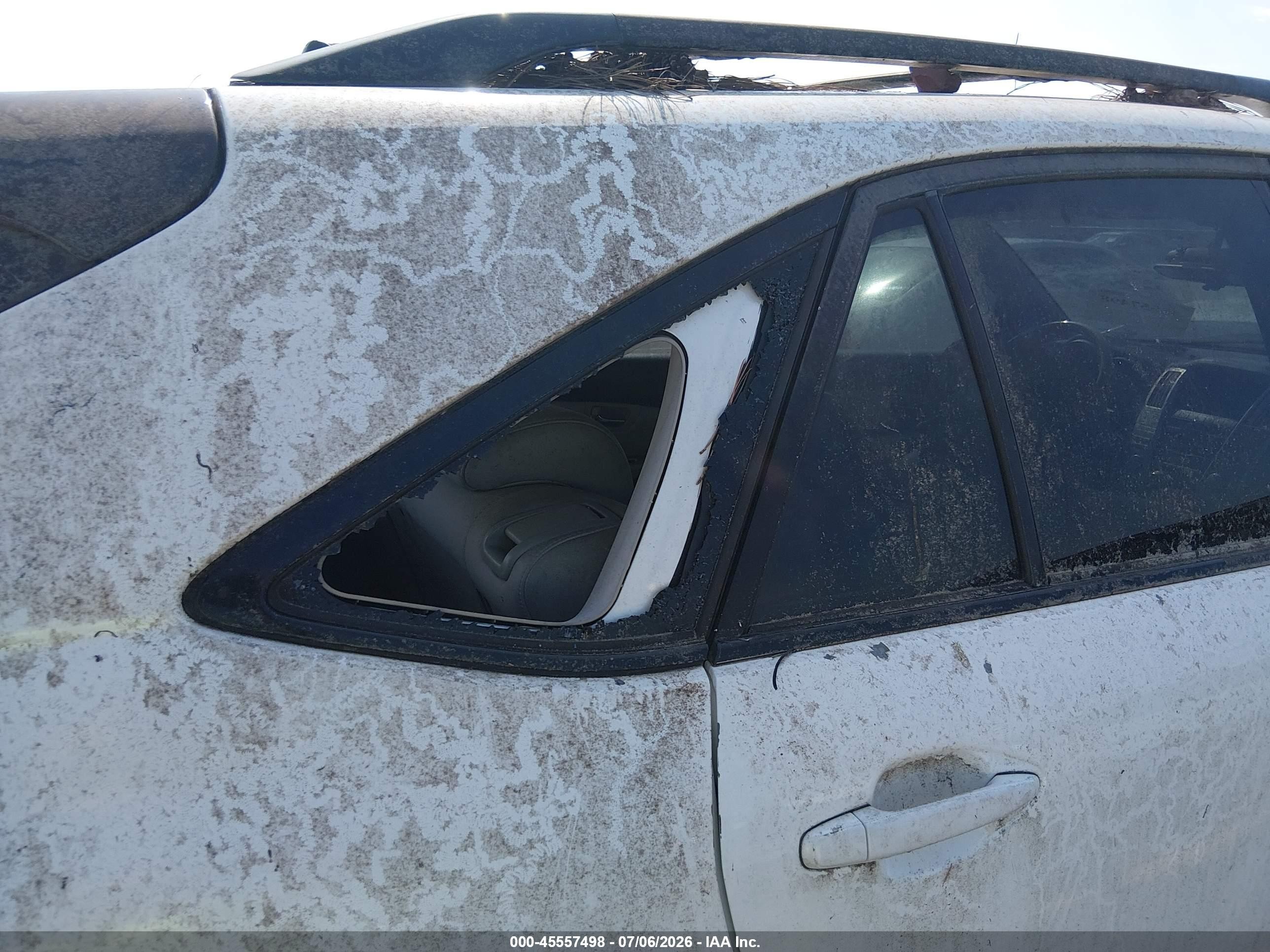 2004 Lexus Rx 330   White vin: 2T2GA31U54C006818