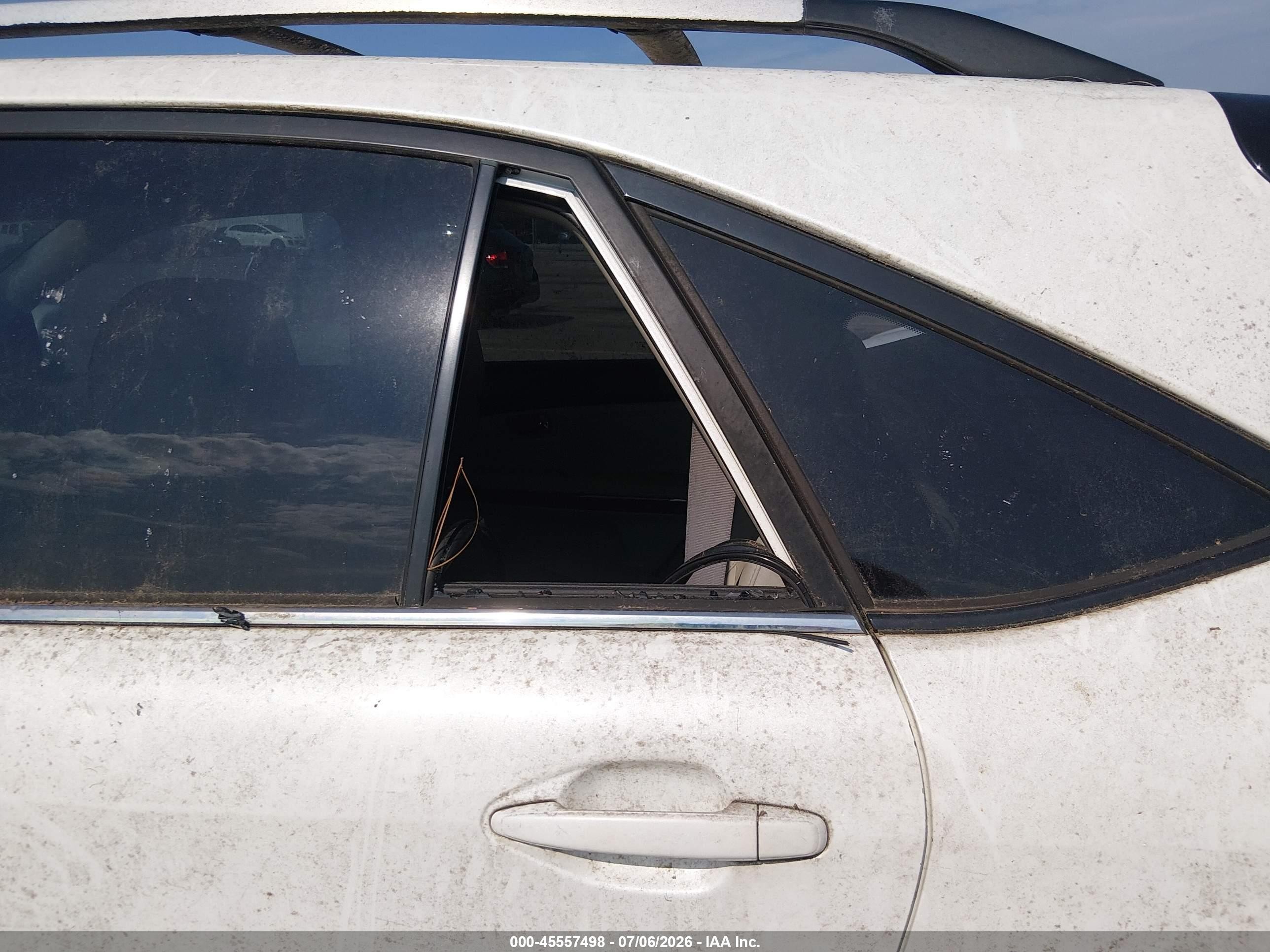 2004 Lexus Rx 330   White vin: 2T2GA31U54C006818