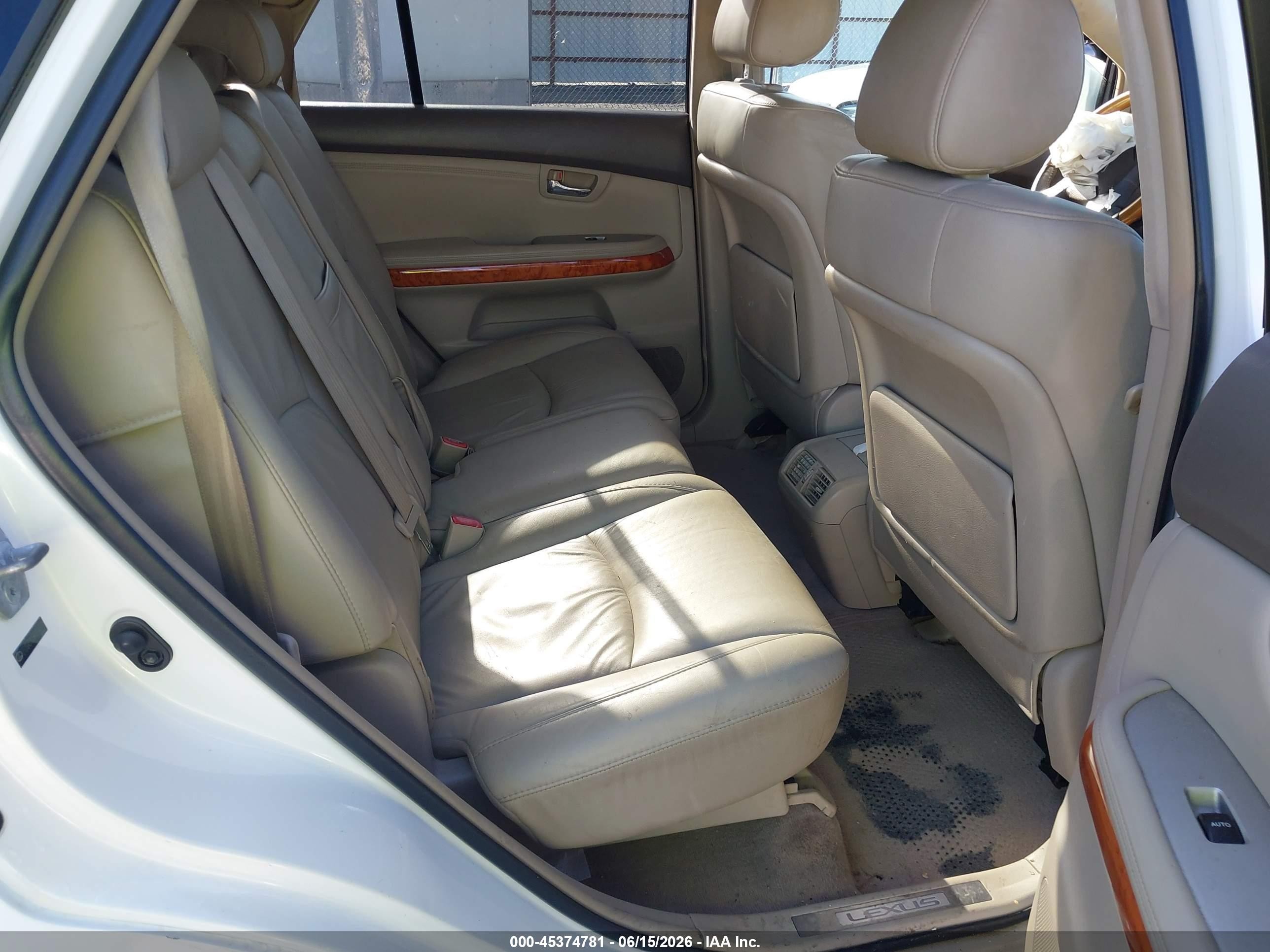 2006 Lexus Rx 330   White vin: 2T2GA31U56C044570