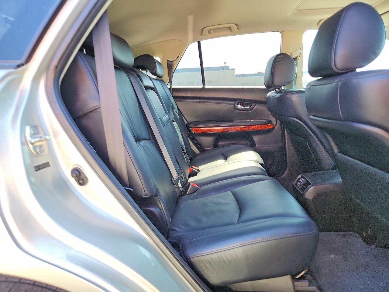 2006 Lexus Rx 330 Silver vin: 2T2GA31U66C043945
