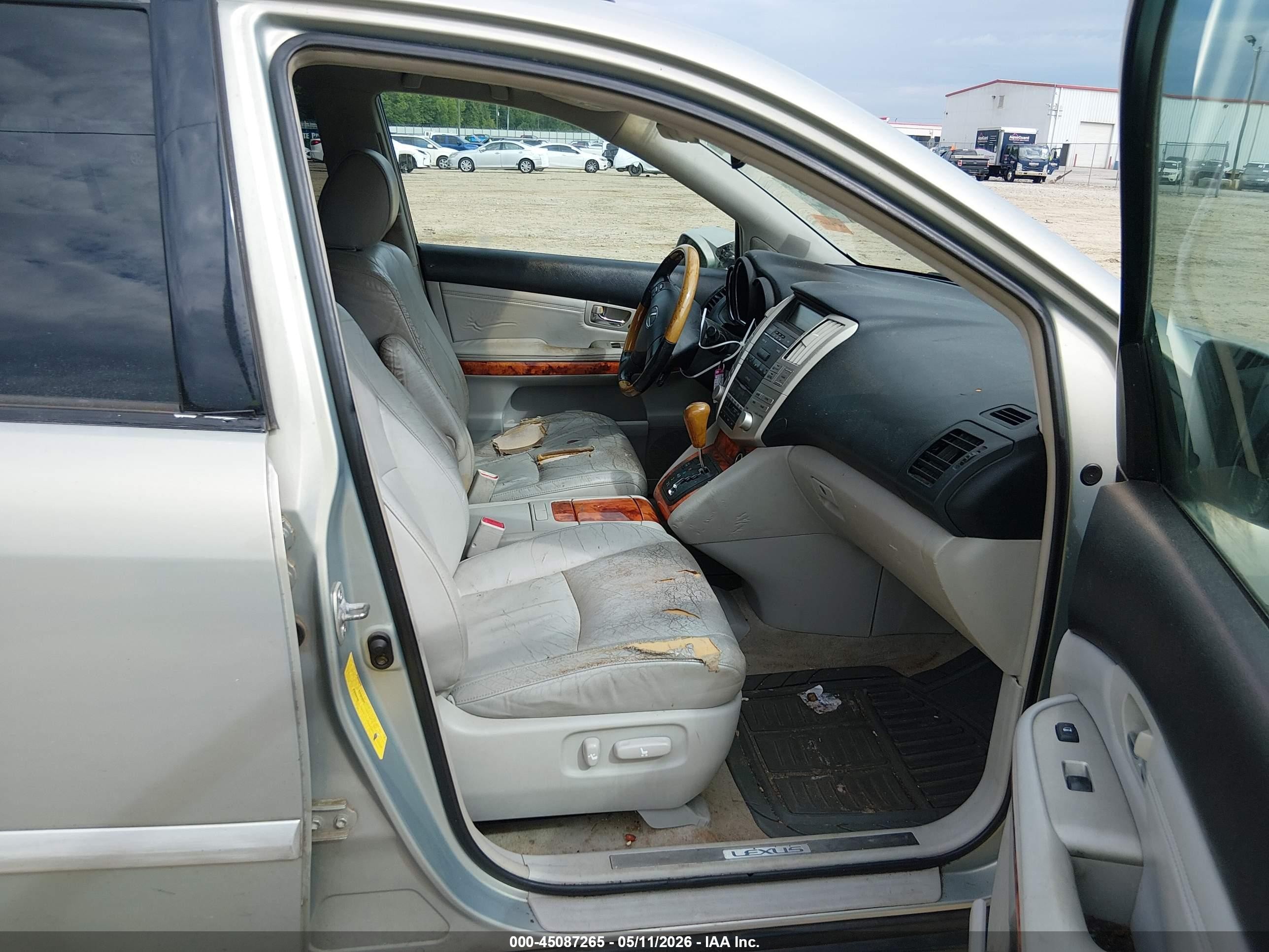 2004 Lexus Rx 330   Silver vin: 2T2GA31U74C017724