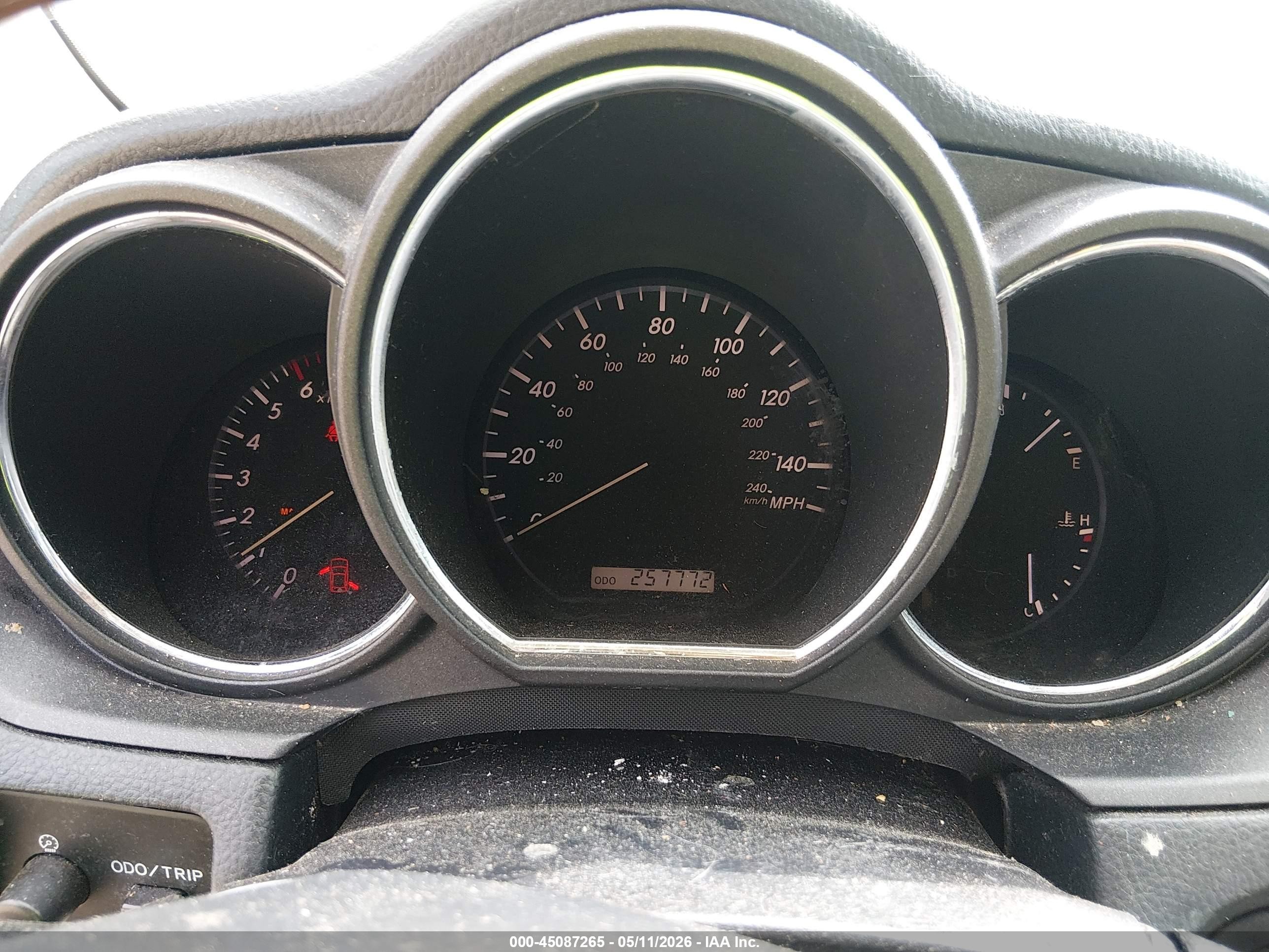 2004 Lexus Rx 330   Silver vin: 2T2GA31U74C017724
