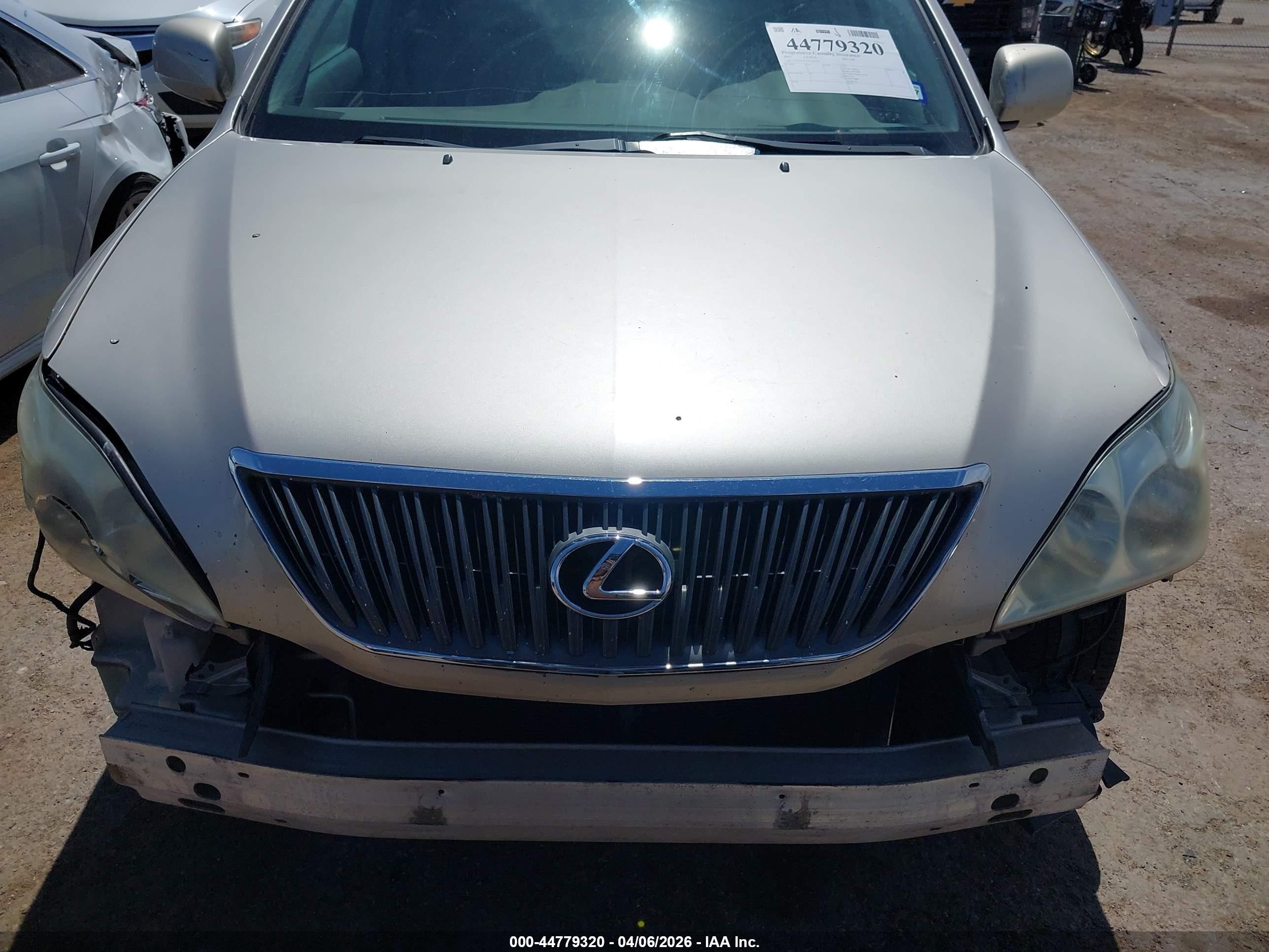 2005 Lexus Rx 330   Beige vin: 2T2GA31U75C026182