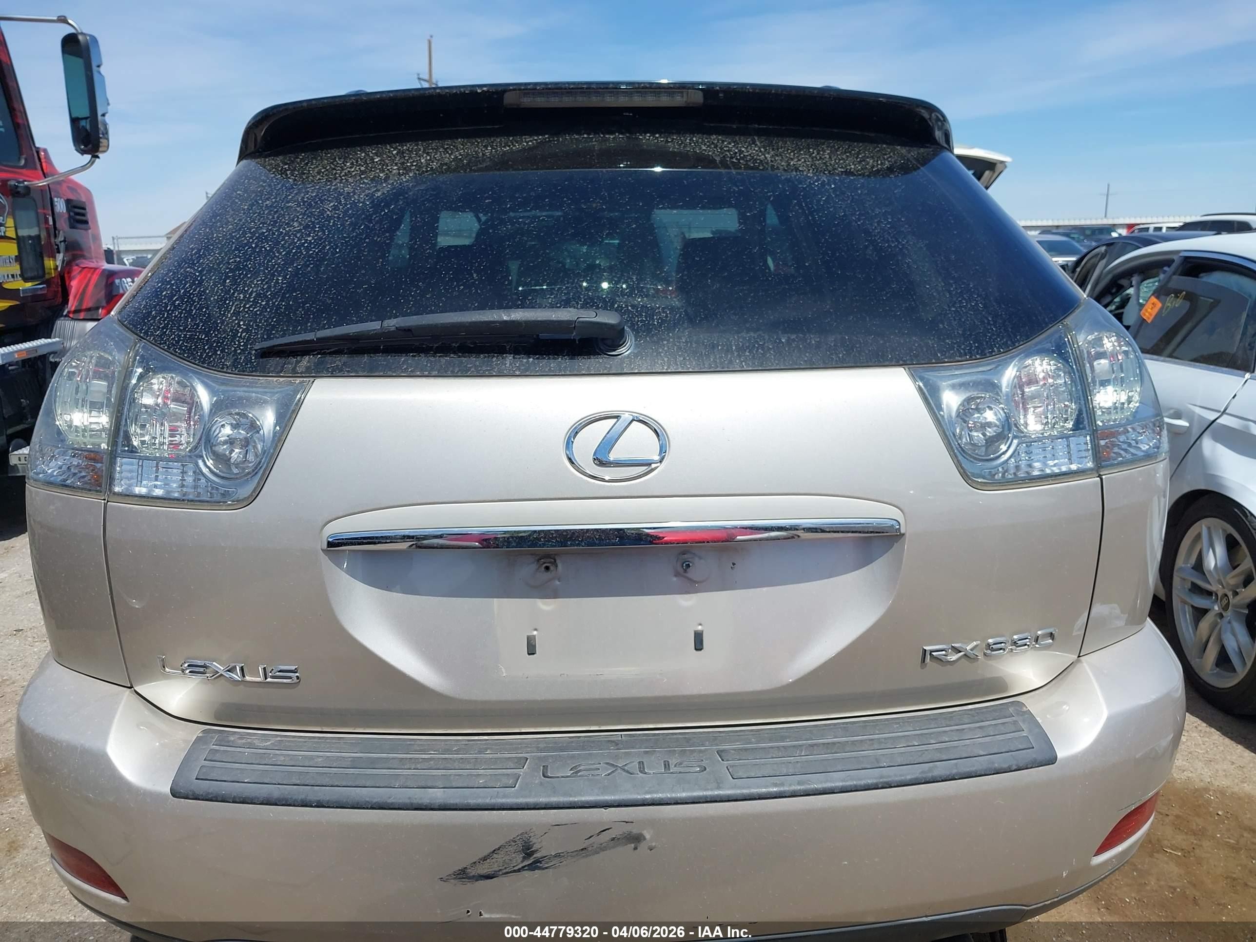 2005 Lexus Rx 330   Beige vin: 2T2GA31U75C026182