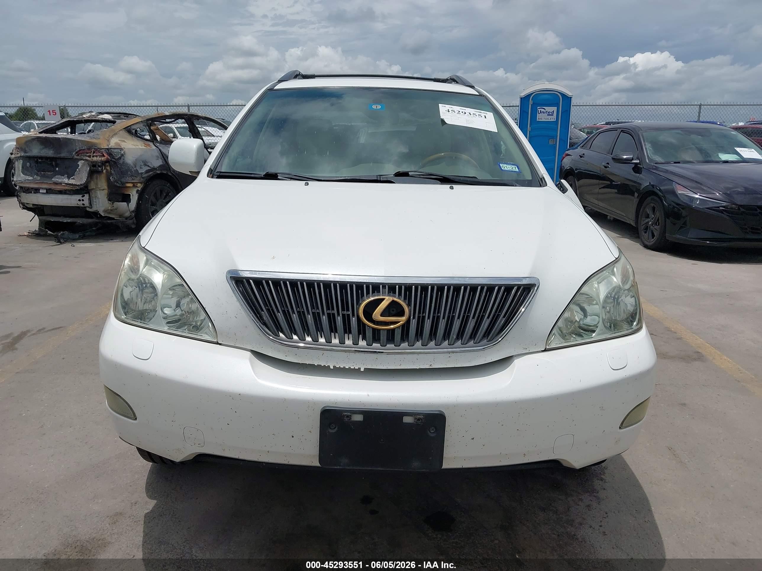 2005 Lexus Rx 330   White vin: 2T2GA31U75C040325