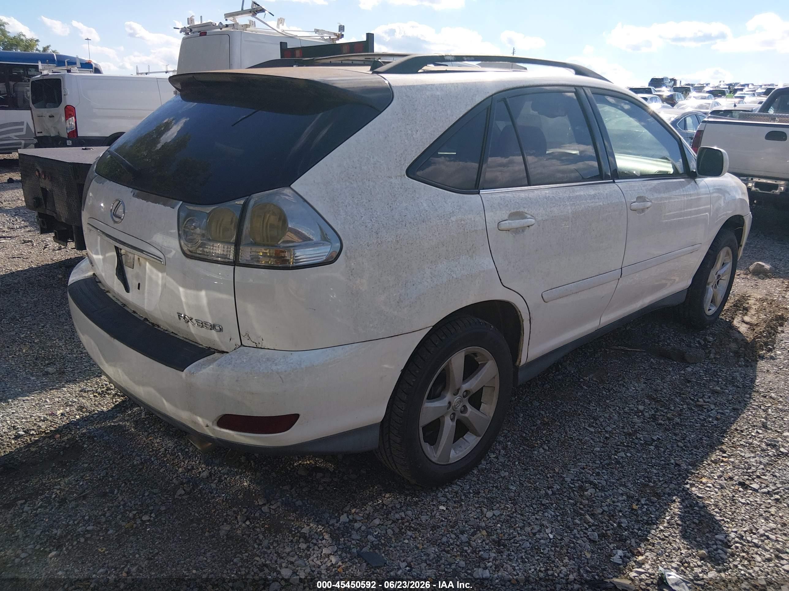 2006 Lexus Rx 330   White vin: 2T2GA31U76C047602