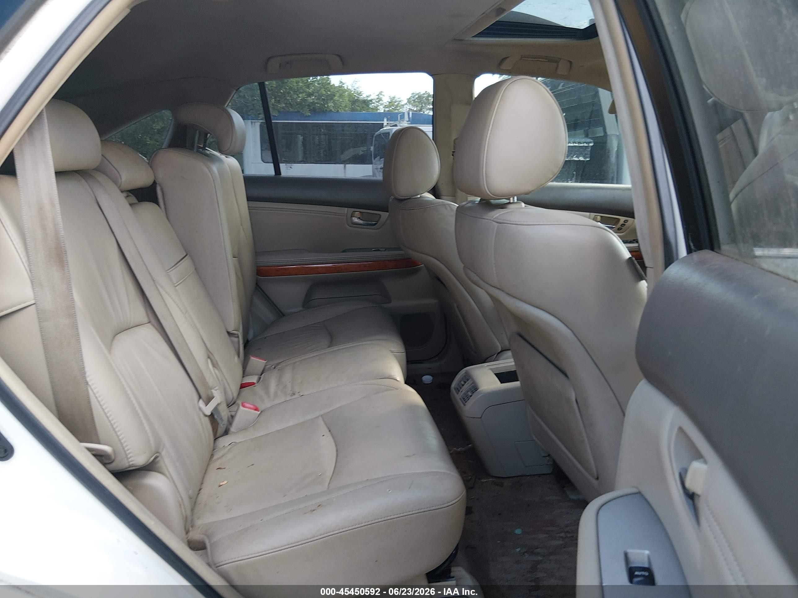 2006 Lexus Rx 330   White vin: 2T2GA31U76C047602