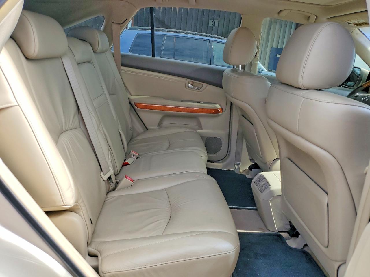 2004 Lexus Rx 330 Gold vin: 2T2GA31U94C016882