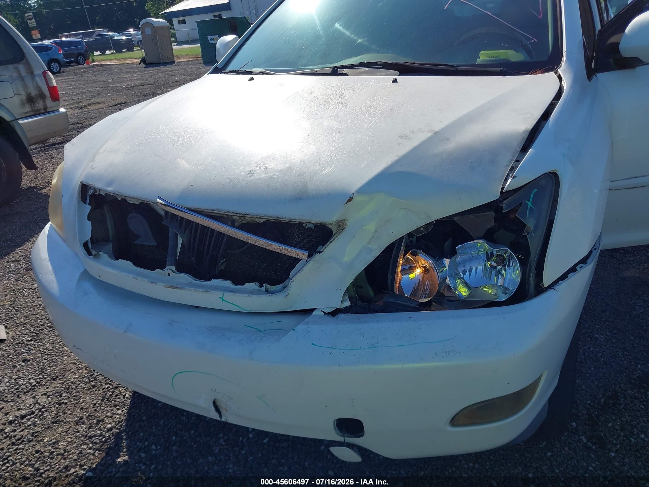 2005 Lexus Rx 330   White vin: 2T2GA31U95C019962