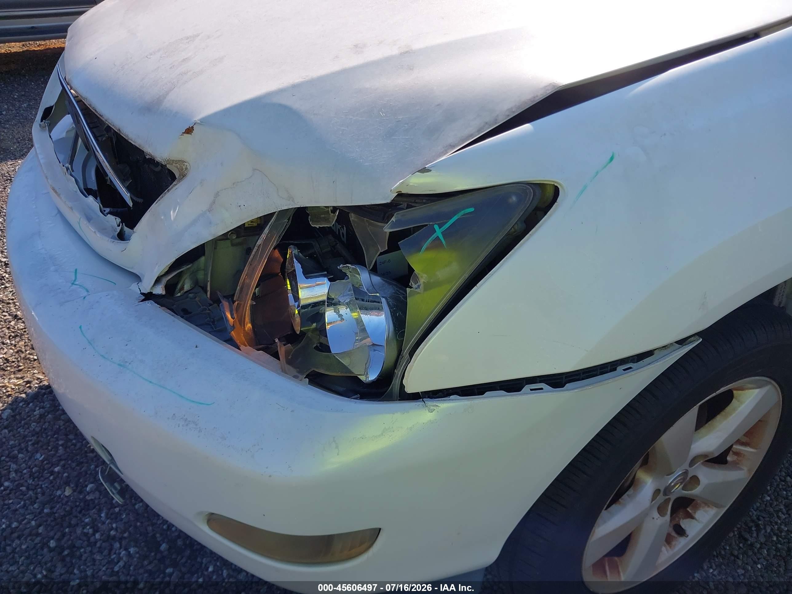 2005 Lexus Rx 330   White vin: 2T2GA31U95C019962