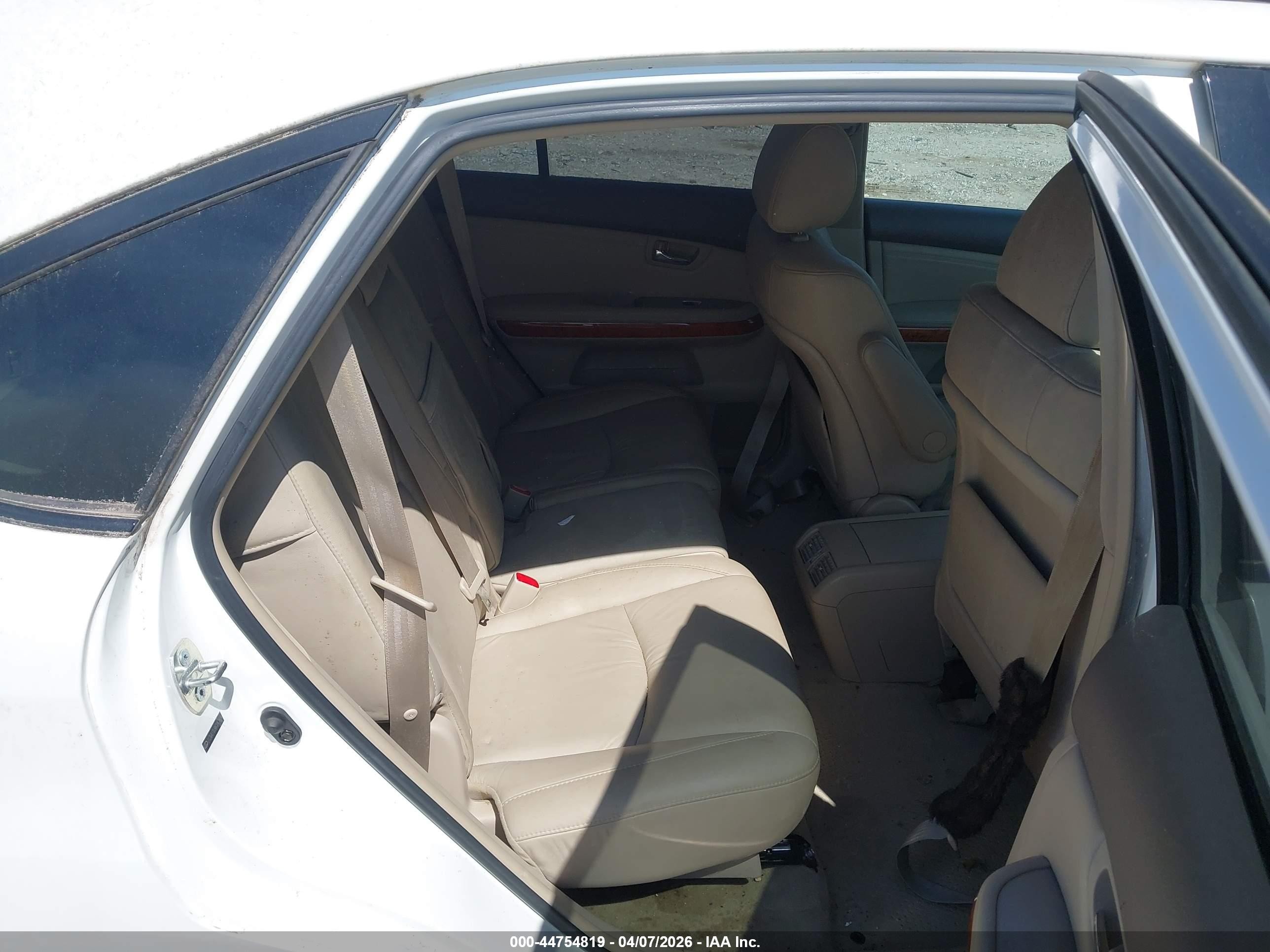 2006 Lexus Rx 330   White vin: 2T2GA31U96C043924