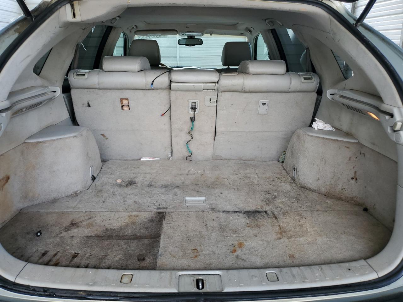 2004 Lexus Rx 330 Silver vin: 2T2GA31UX4C014073 Damage: Trunk/Cargo Mat, Stained, Permanent