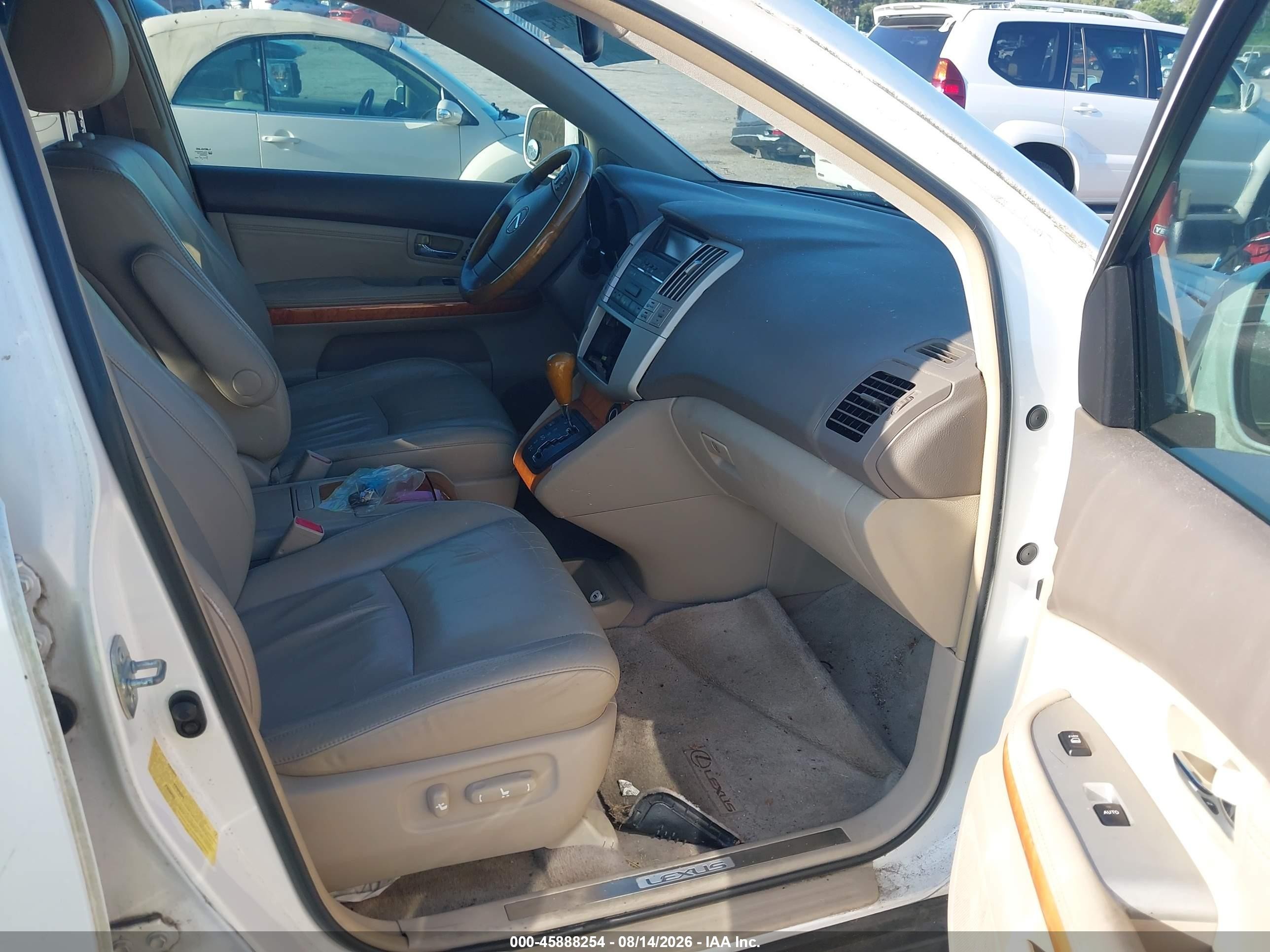 2005 Lexus Rx 330   White vin: 2T2GA31UX5C036981