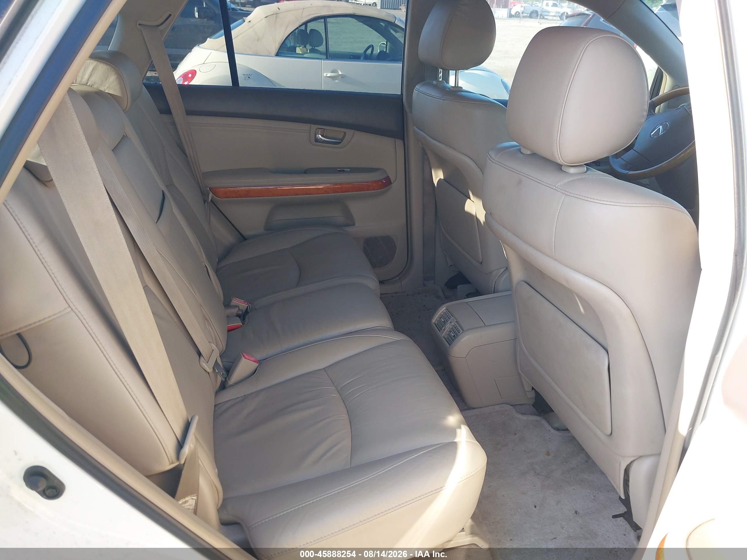 2005 Lexus Rx 330   White vin: 2T2GA31UX5C036981