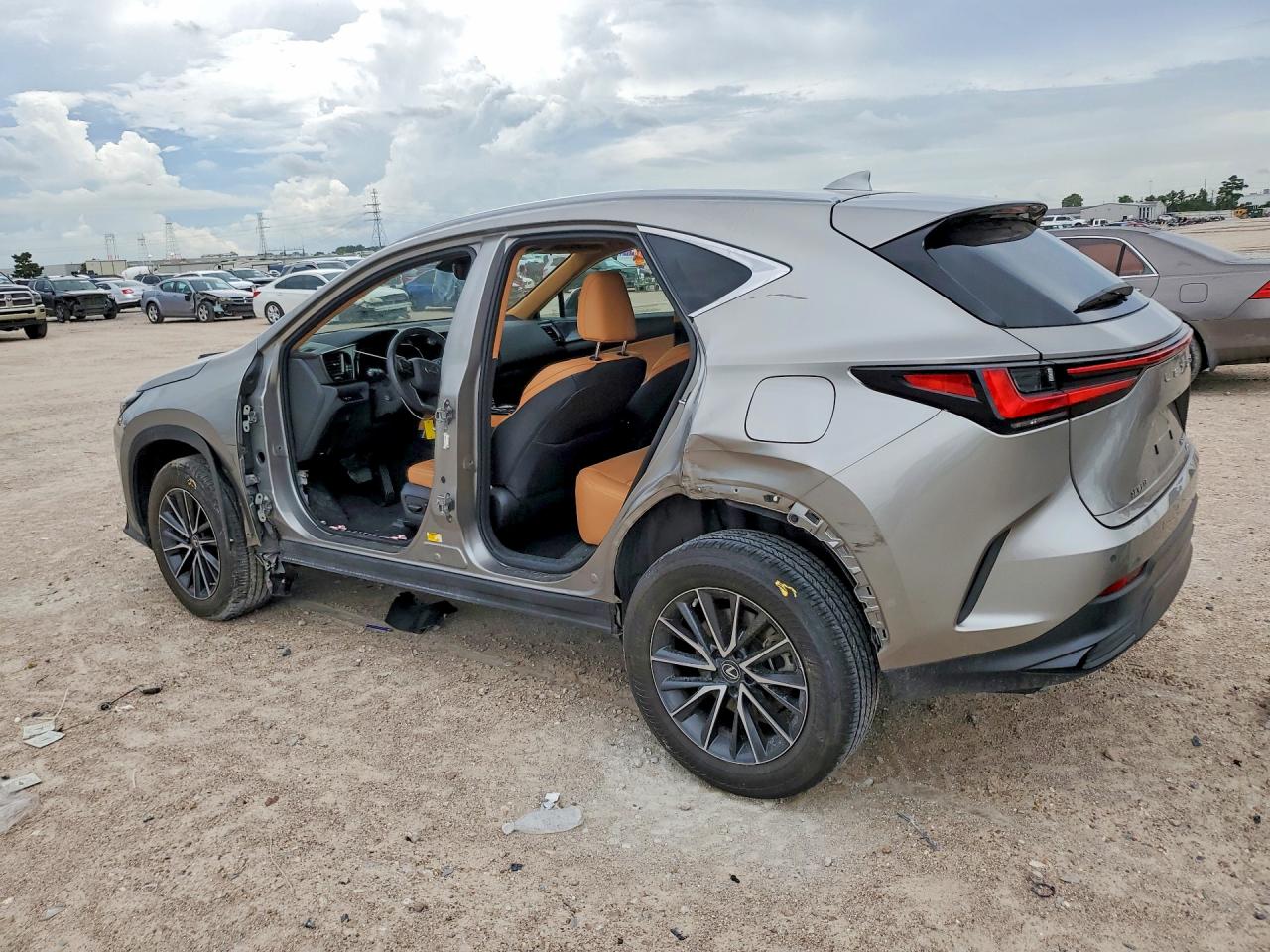 2023 Lexus Nx 350 Silver vin: 2T2GGCEZ0PC023678