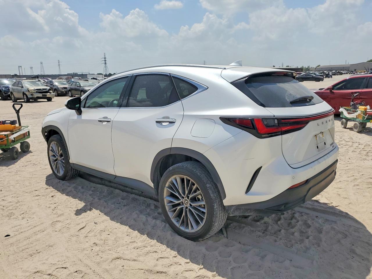 2022 Lexus Nx 350 White vin: 2T2GGCEZ4NC003804