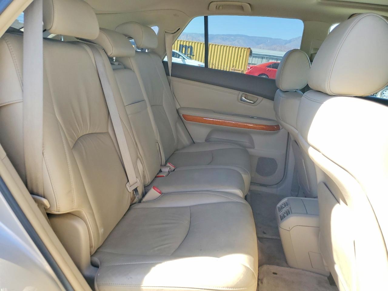 2007 Lexus Rx 350 Gold vin: 2T2GK31U07C003732
