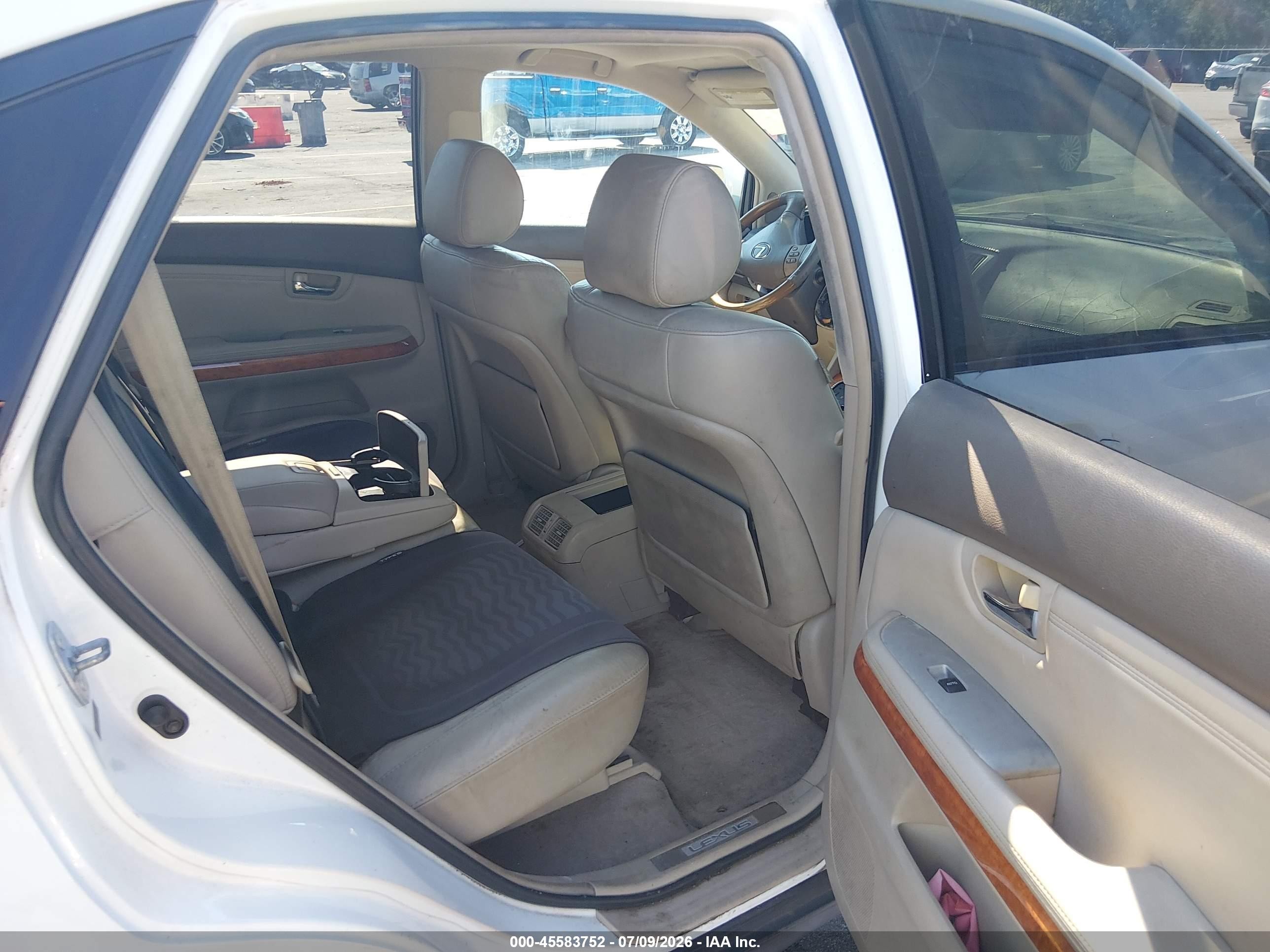 2007 Lexus Rx 350   White vin: 2T2GK31U77C017322