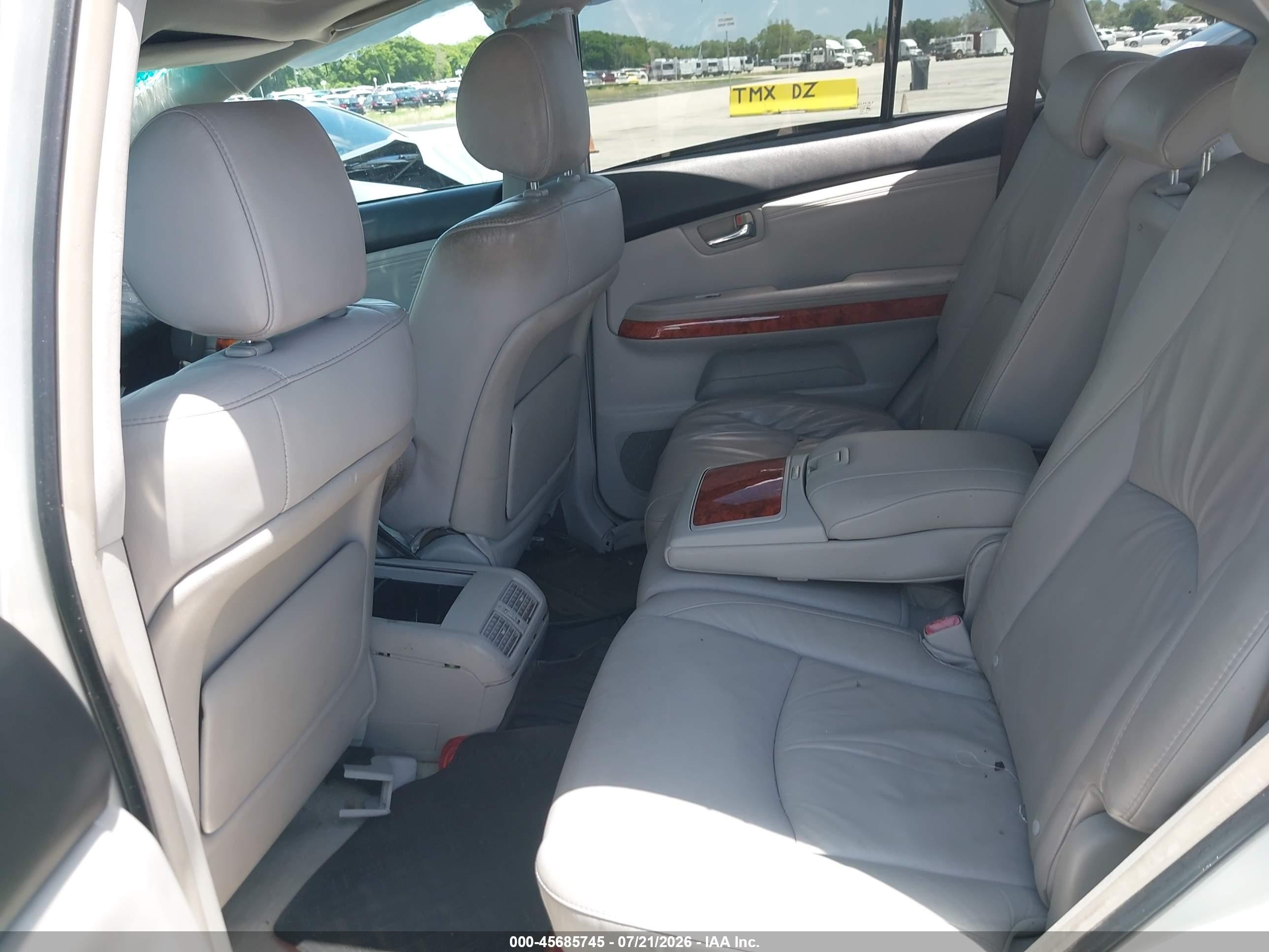 2007 Lexus Rx 350   Silver vin: 2T2GK31U97C007861