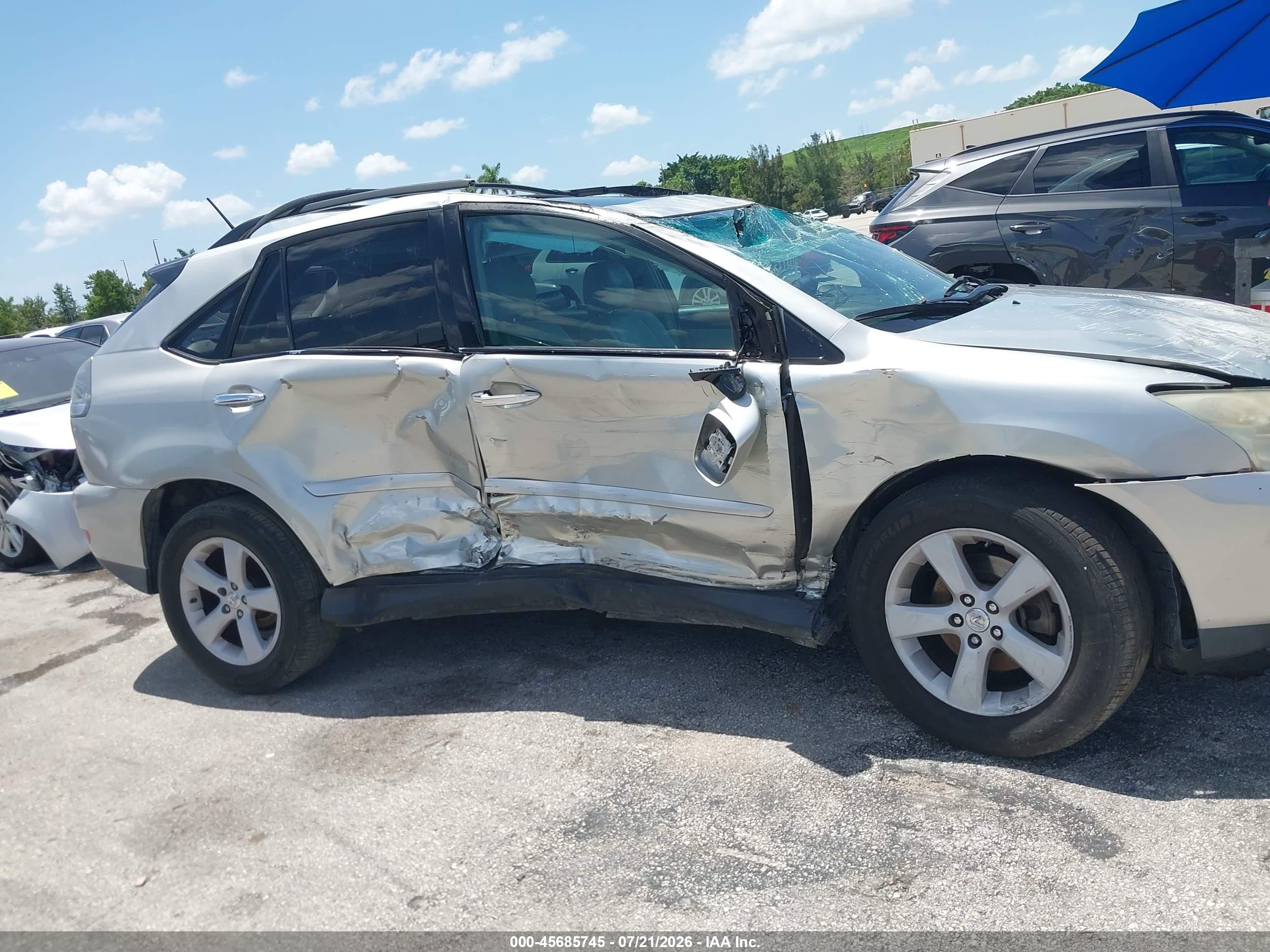 2007 Lexus Rx 350   Silver vin: 2T2GK31U97C007861