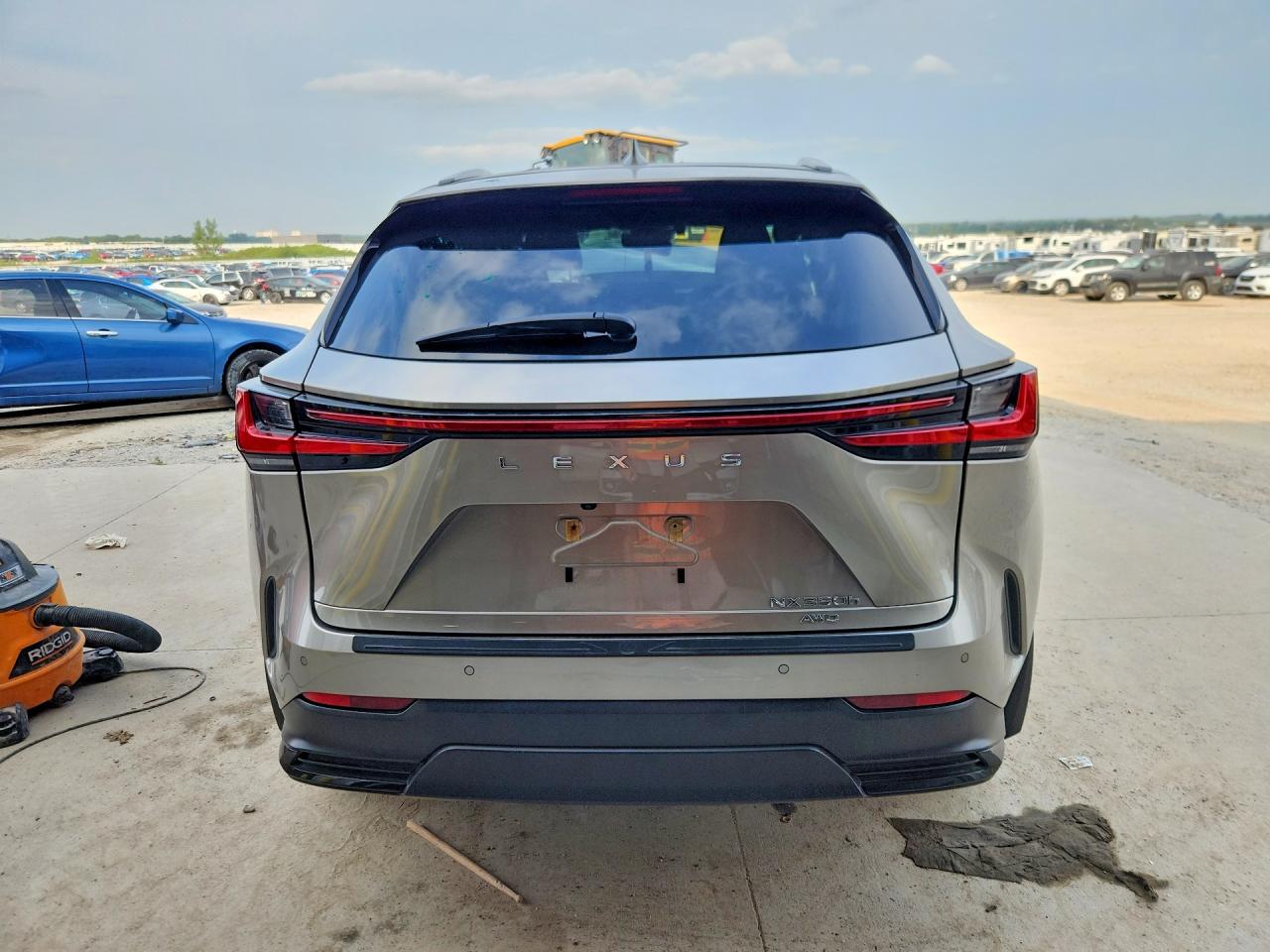 2024 Lexus Nx 350h Premium Silver vin: 2T2GKCEZXRC021521