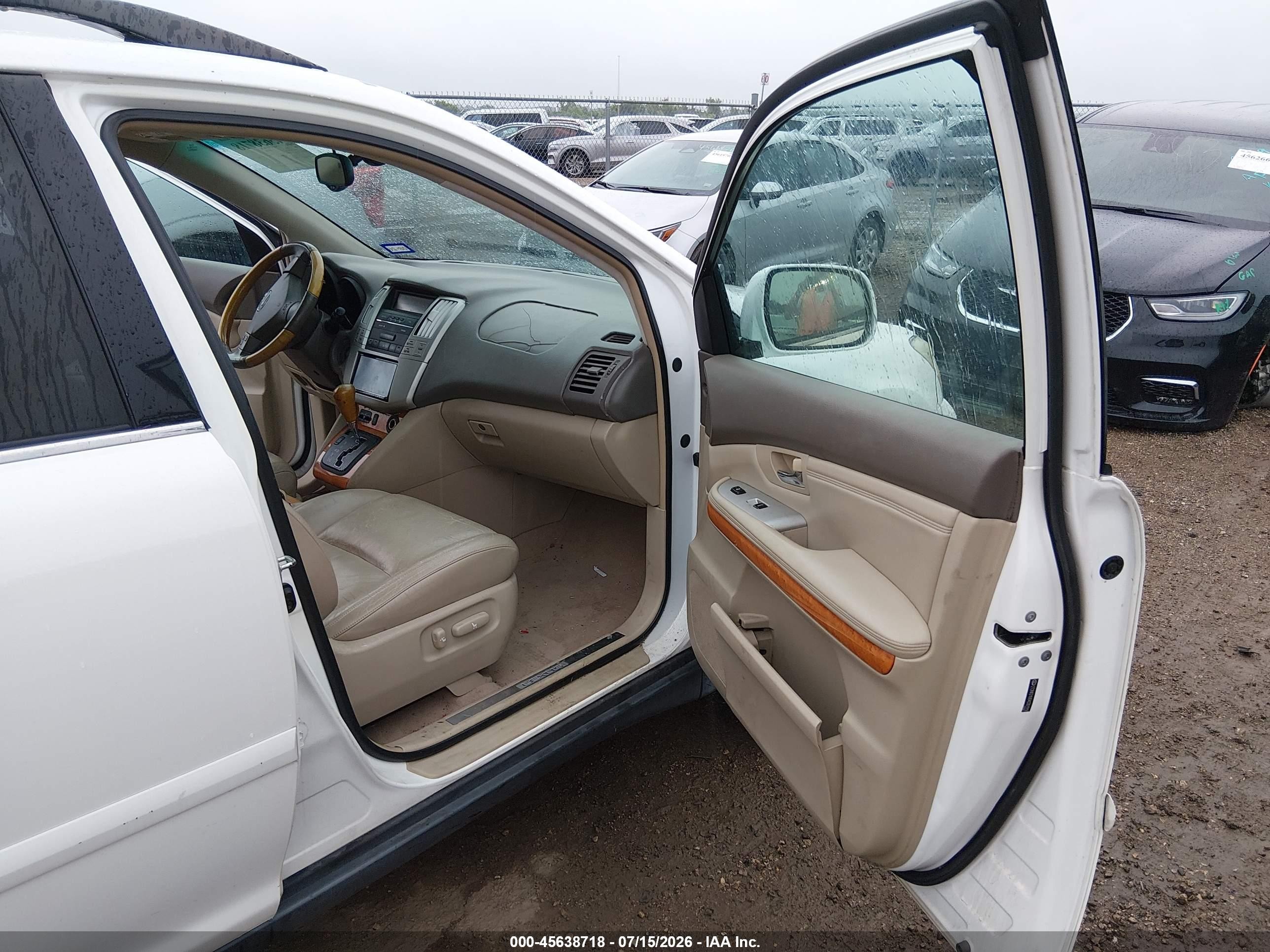 2004 Lexus Rx 330   White vin: 2T2HA31U04C001918