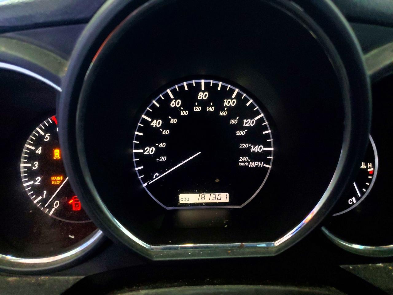 2004 Lexus Rx 330 Серебряный vin: 2T2HA31U04C031257